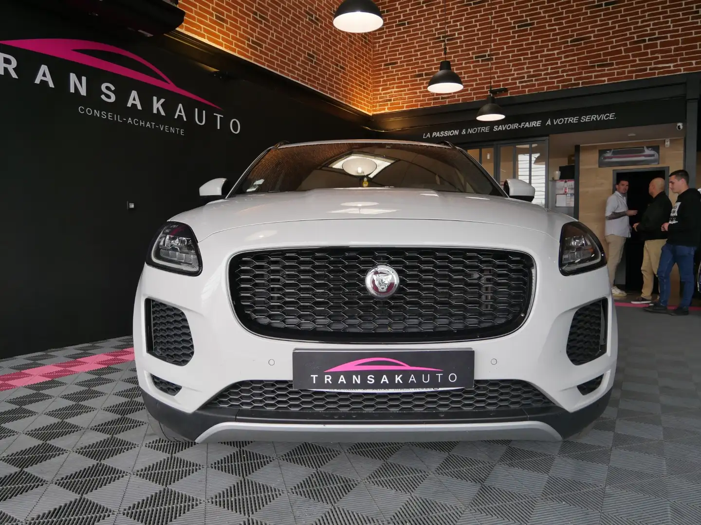 Jaguar E-Pace E-Pace 2.0 D - 180 ch AWD BVA S Grey - 2