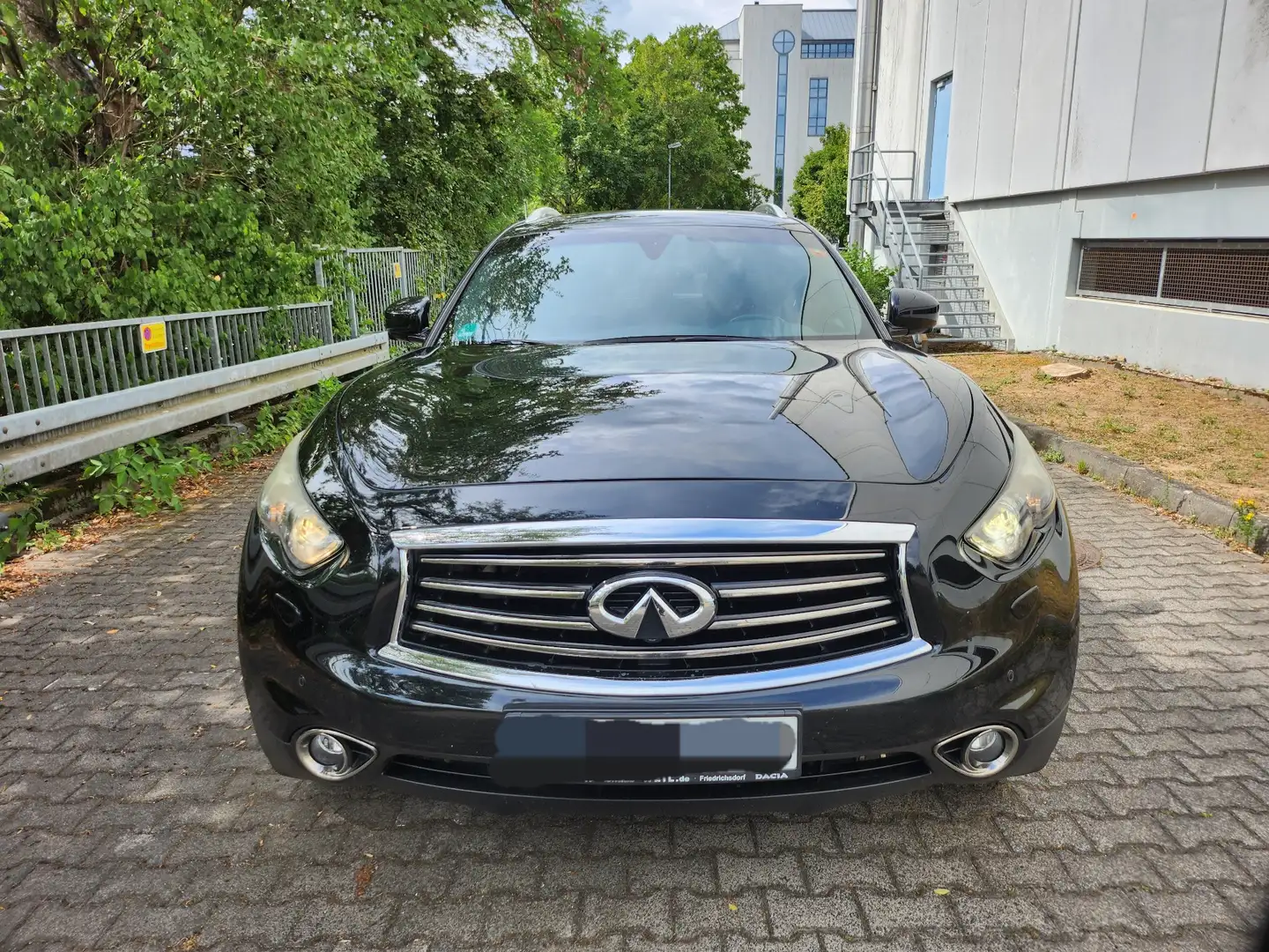 Infiniti FX FX30d AWD Aut. S Premium, TÜV NEU - 2