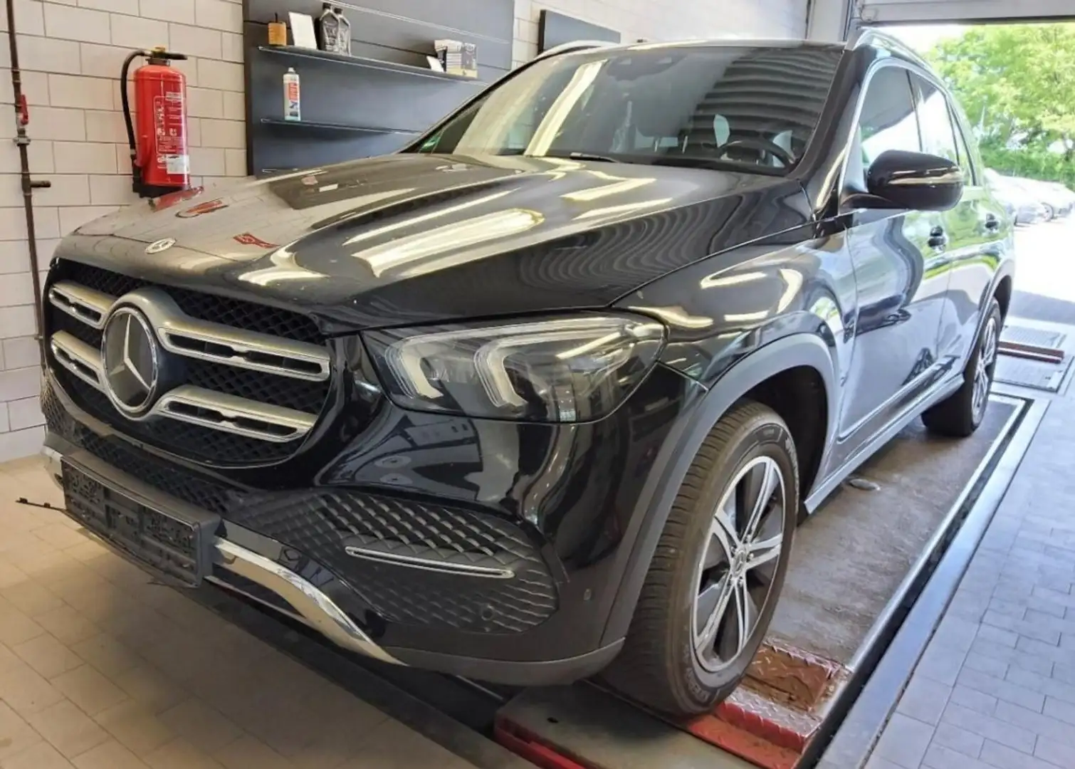 Mercedes-Benz GLE 350 d 4Matic AMG-Line Interieur - PANO / LED Black - 1