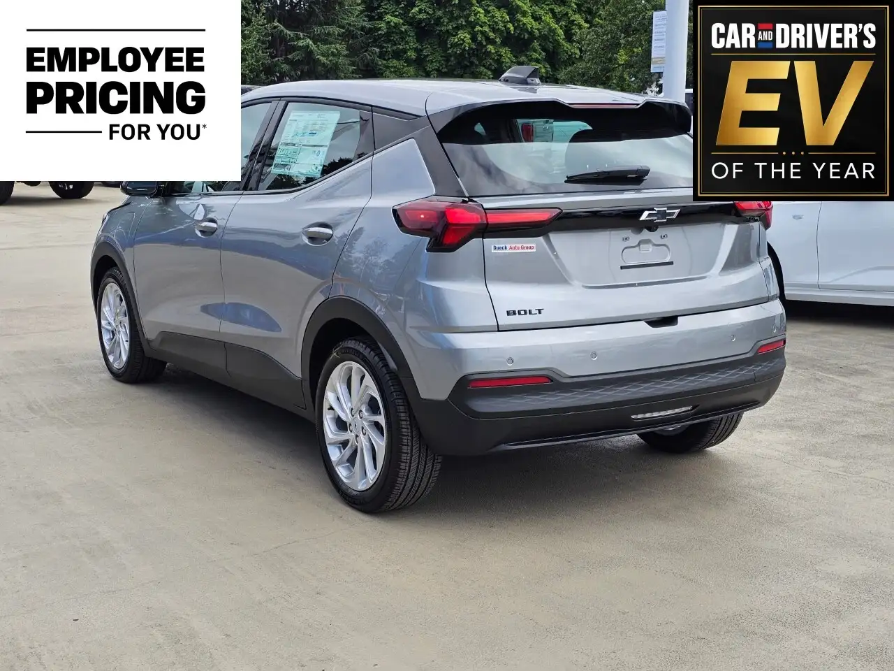 Chevrolet Bolt photo Chevrolet Bolt