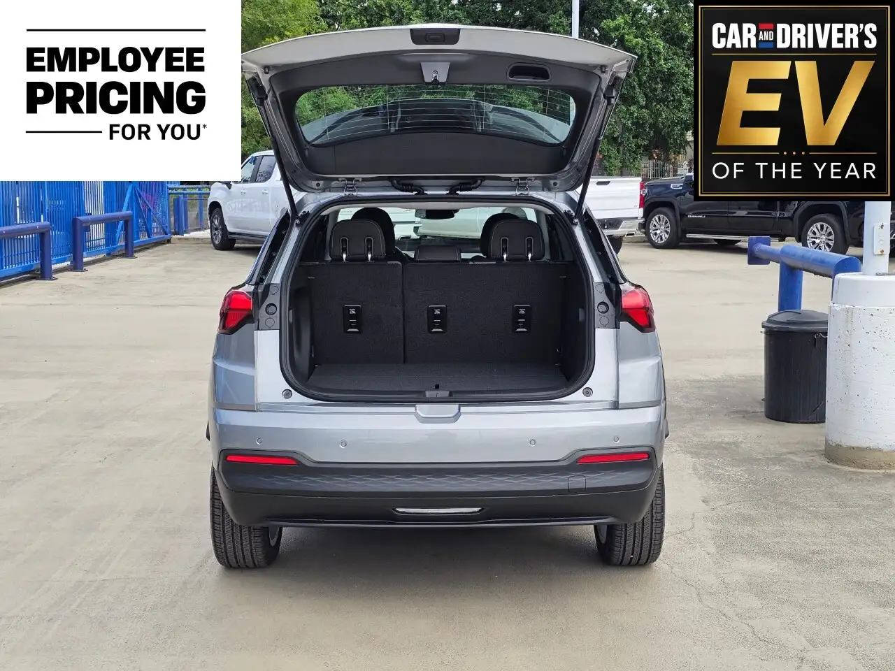 Chevrolet Bolt photo Chevrolet Bolt