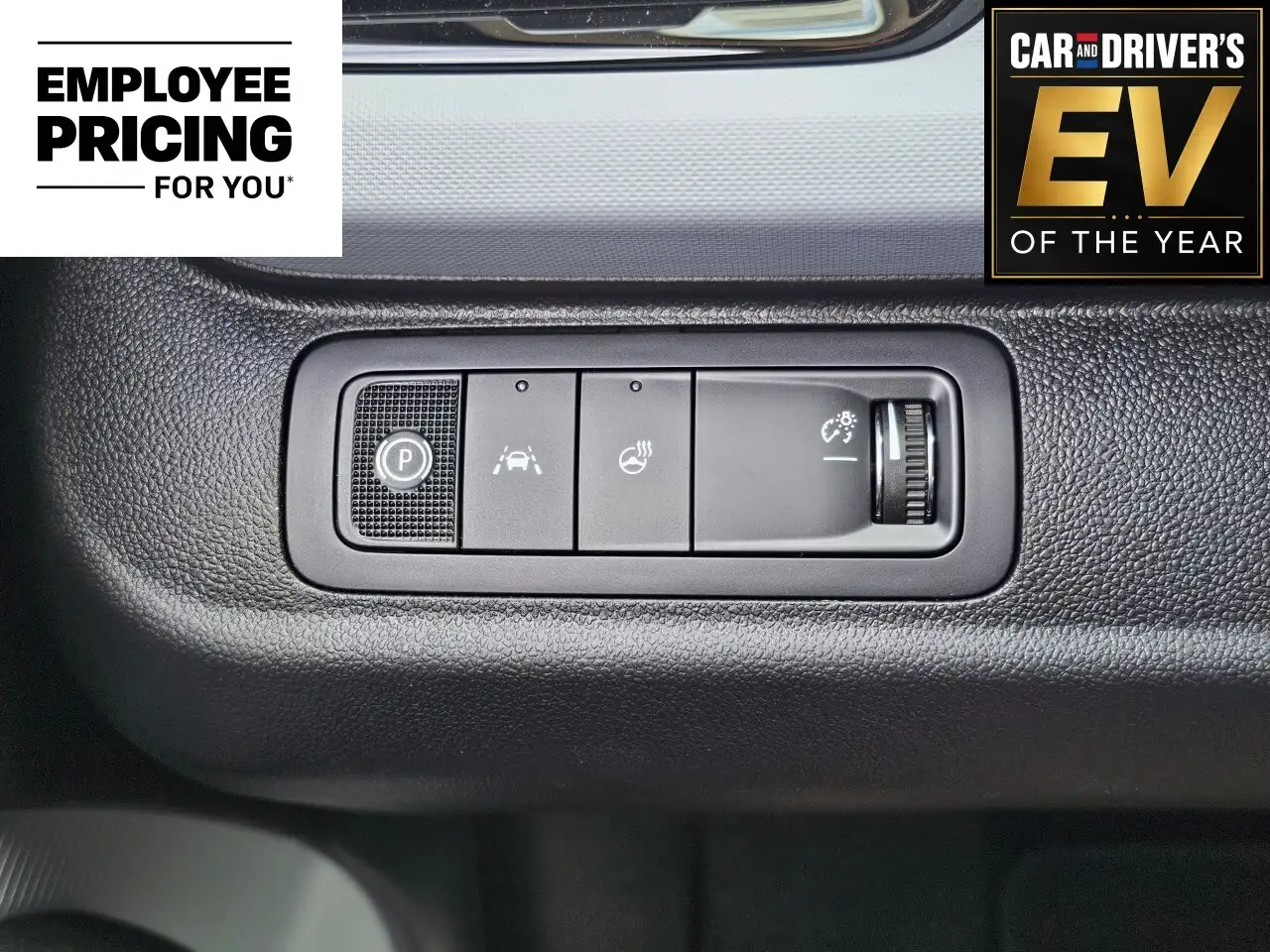 Chevrolet Bolt photo Chevrolet Bolt