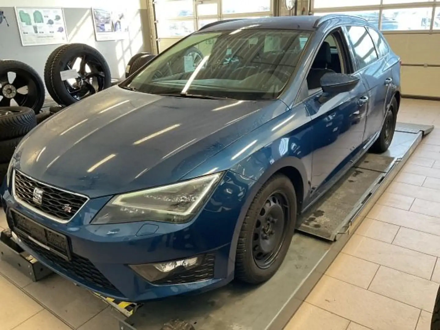 SEAT Leon Sportstourer FR 1.4 TSI GRA*PDC*SHZ*Klima*N Blu/Azzurro - 2