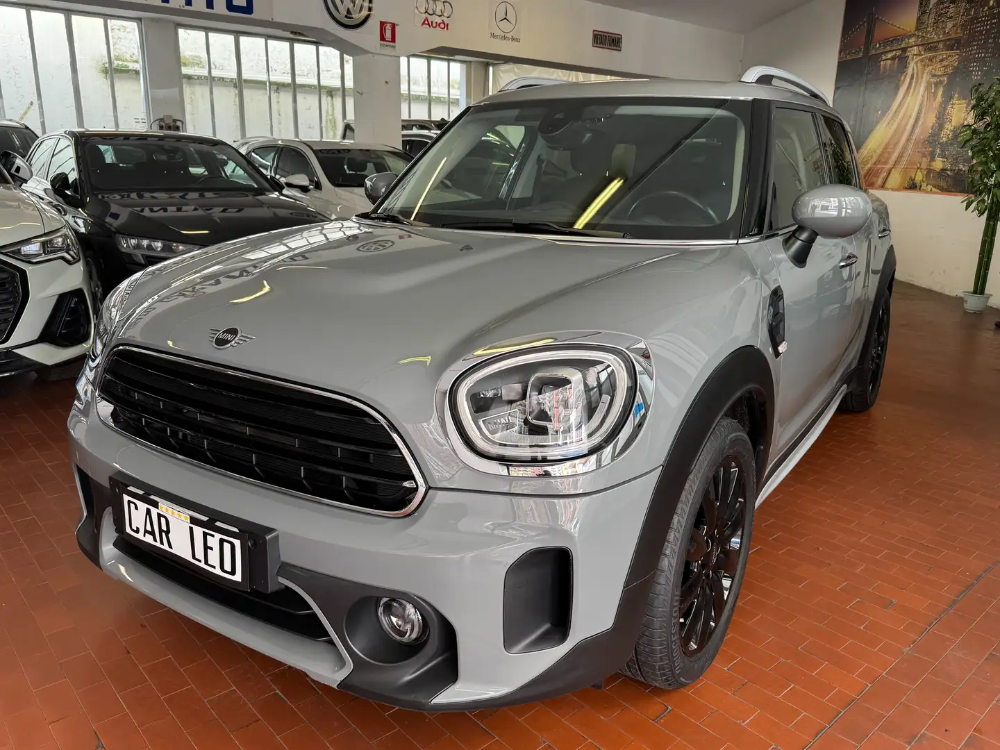 MINI One Countryman Mini Countryman 1.5 One Business auto Grijs - 1