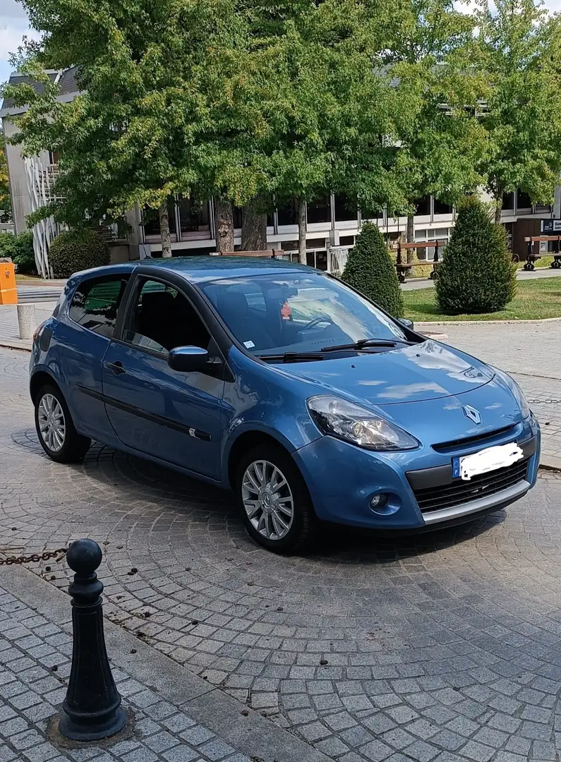 Renault Clio III 1.2 16V 75 eco2 Tom Edition - 2
