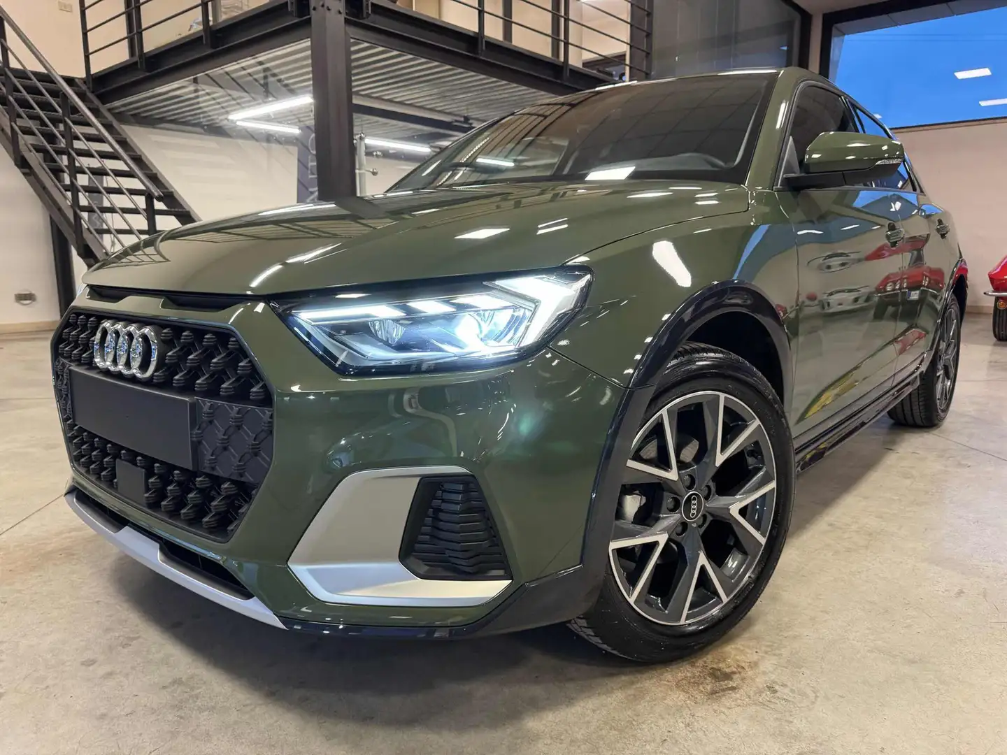 Audi A1 allstreet 25 TFSI Business Verde - 1