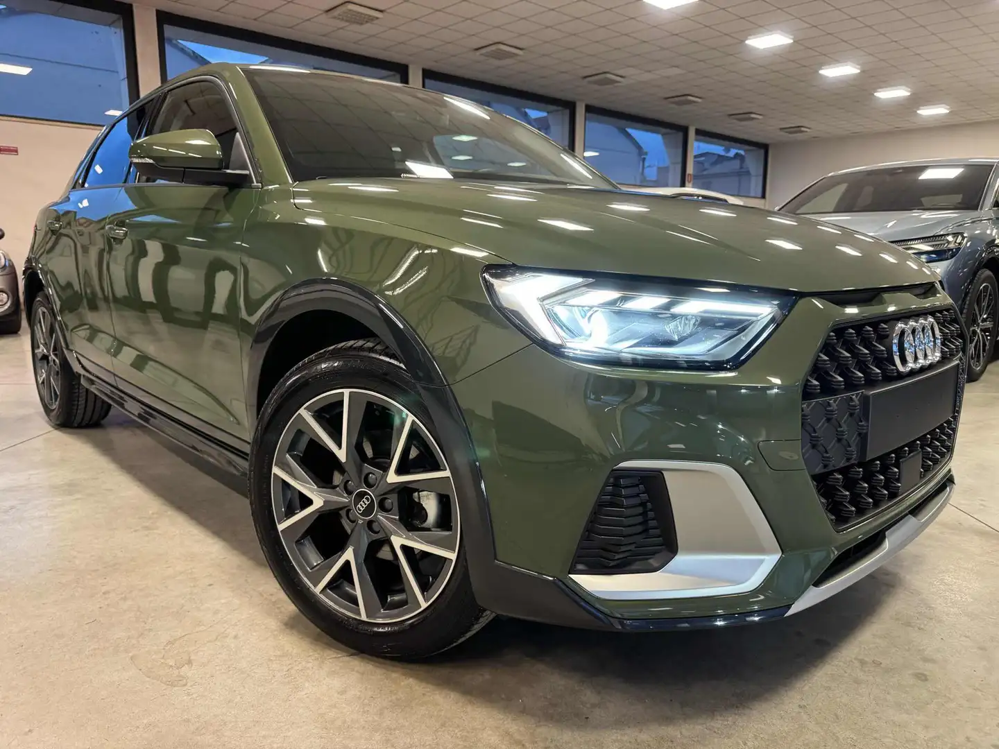 Audi A1 allstreet 25 TFSI Business Verde - 2