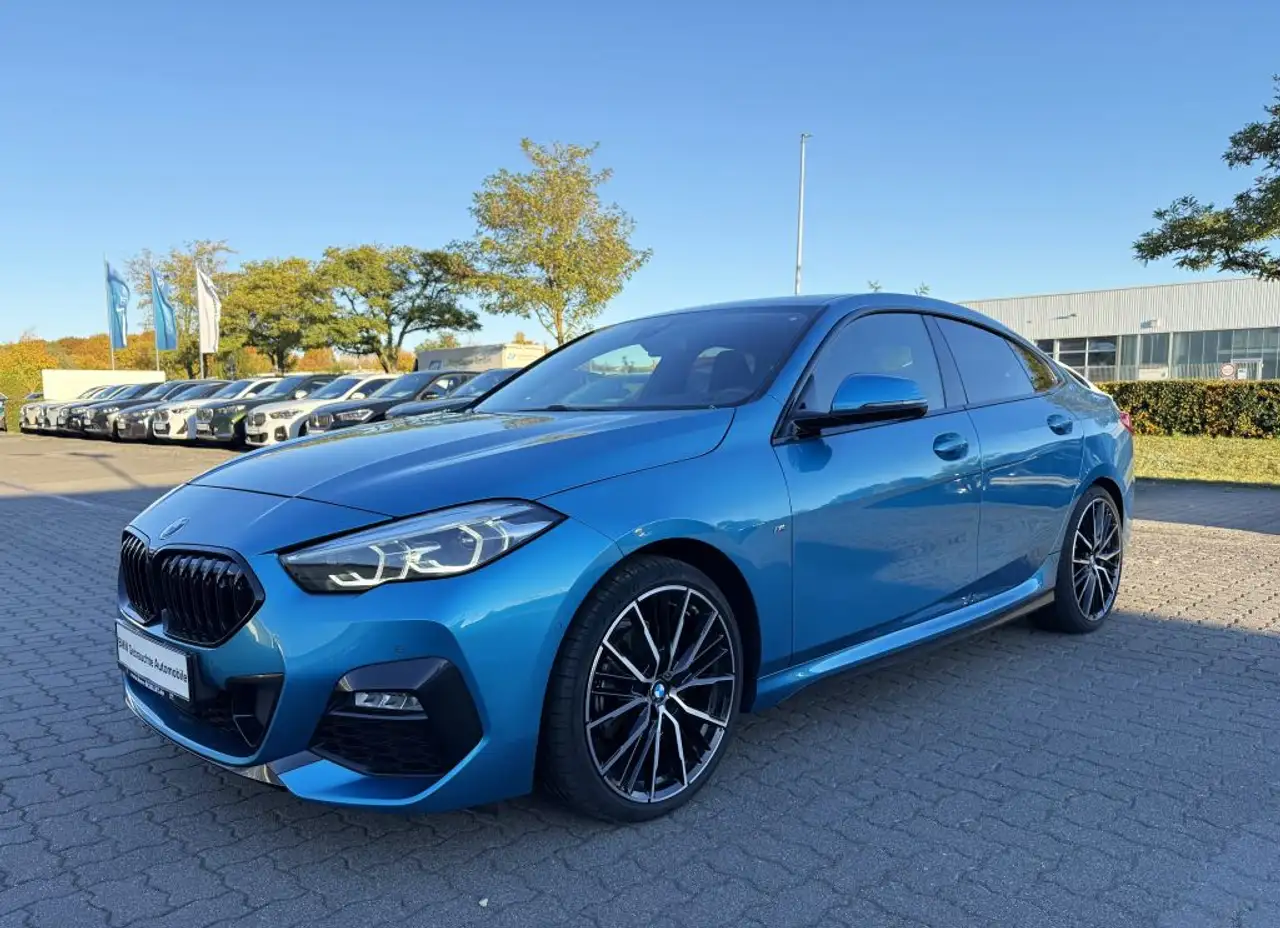 BMW 218
