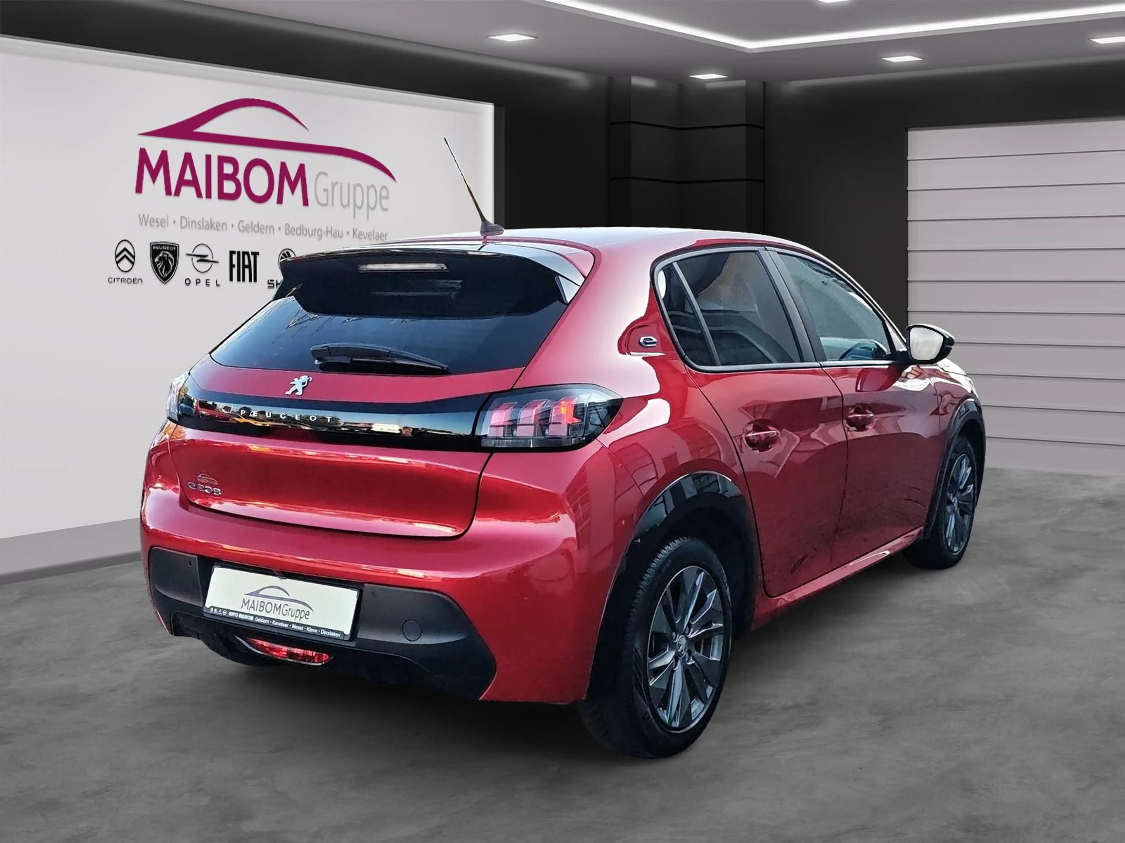 Peugeot e-208 208 e- Active Pack Metallic — photo 4