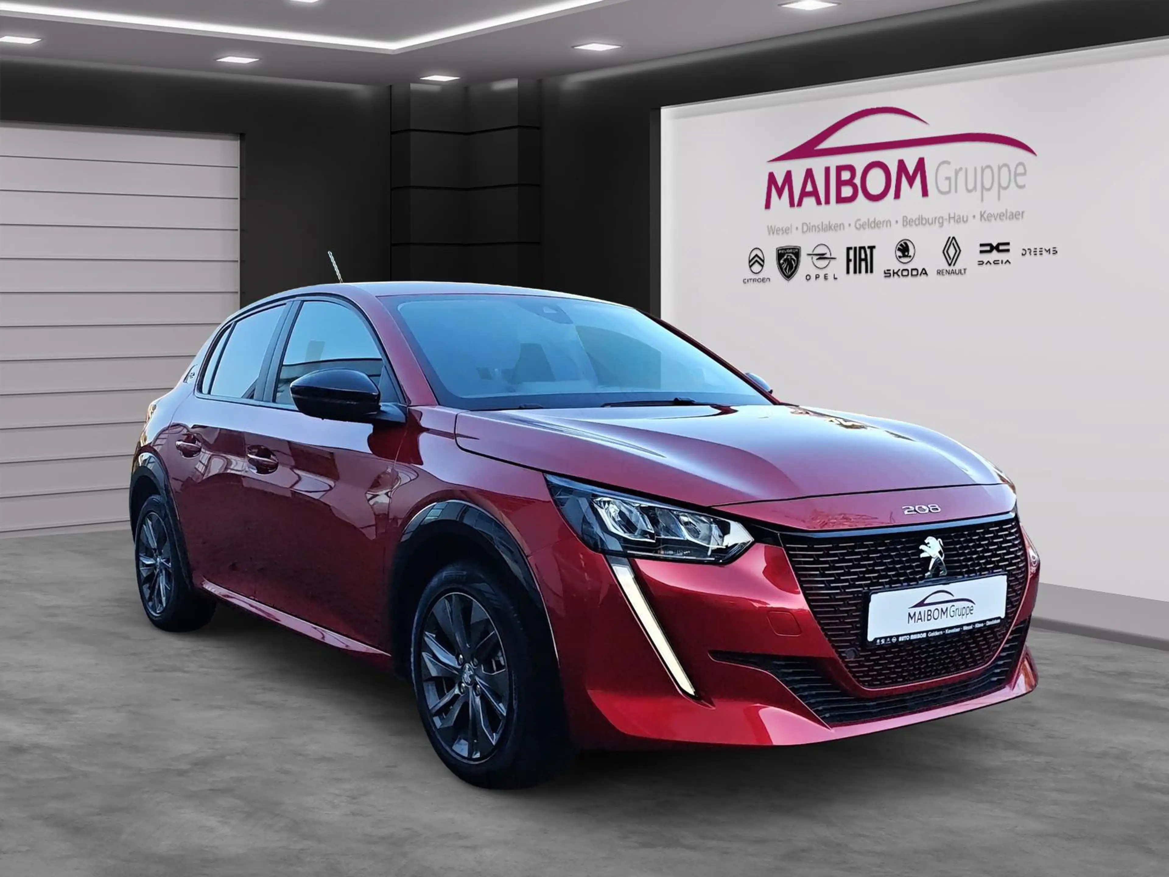 Peugeot e-208 208 e- Active Pack Metallic — photo 2