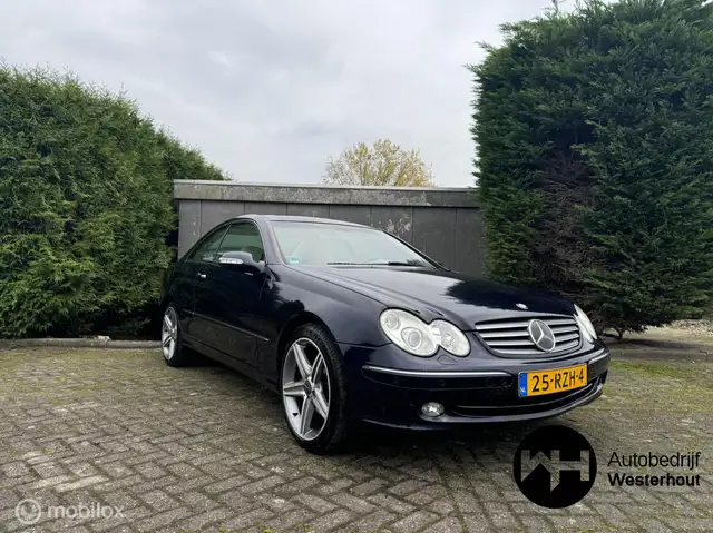 Mercedes-Benz CLK 320 Coupé Avantgarde Nieuwe APK 218PK full option