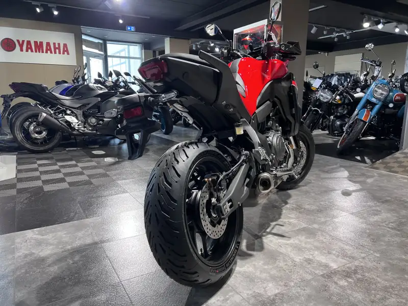 Yamaha Tracer 7 - foto 3