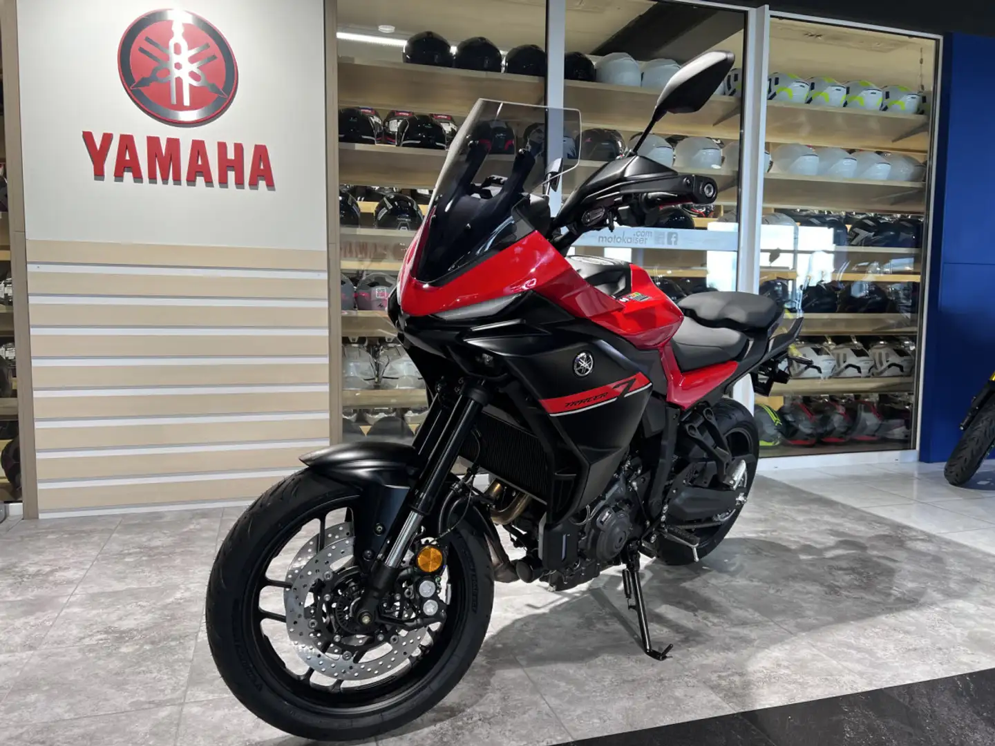 Yamaha Tracer 700 Rouge - 2