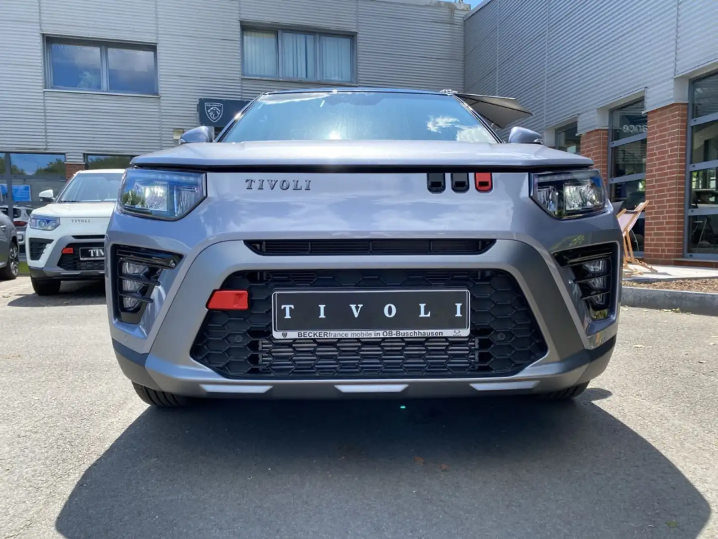 KGM Tivoli Blackline*163PS*Navi*Digitales Cockpit*Apple CarPl Silber - 2