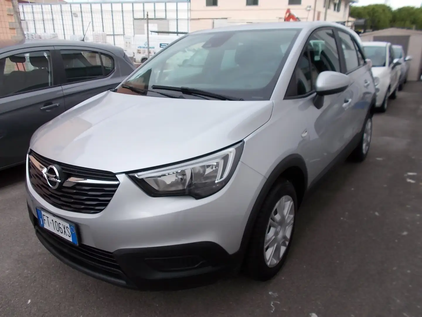 Opel Crossland X 1.2 Advance 81cv Gpl Zilver - 1
