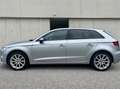 Audi A3 A3 Facelift 1,6 TDI Intense - Navi / Xenon / PDC / Pickerl NEU / Bremsen NEU Silber - thumbnail 2