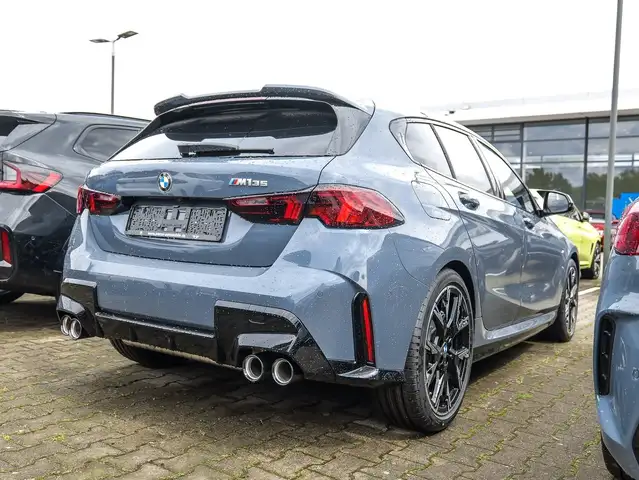 BMW M view 2
