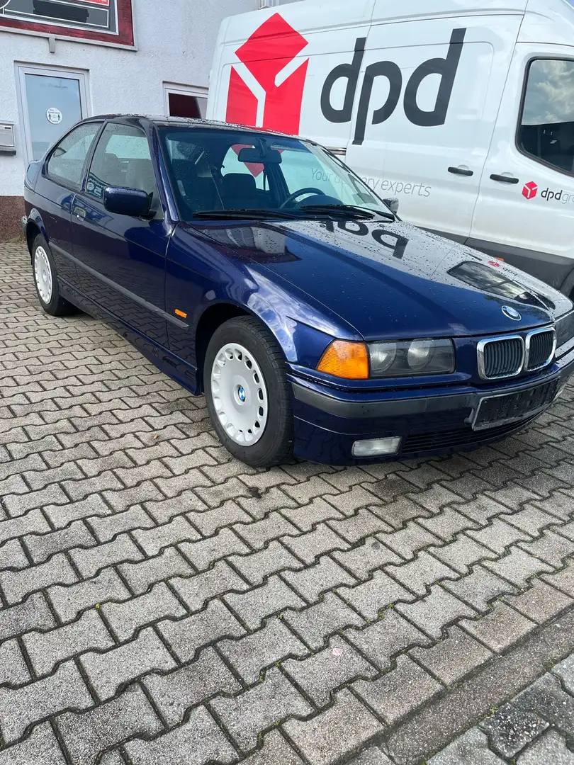 BMW 316 316i 1.9L Синій - 2