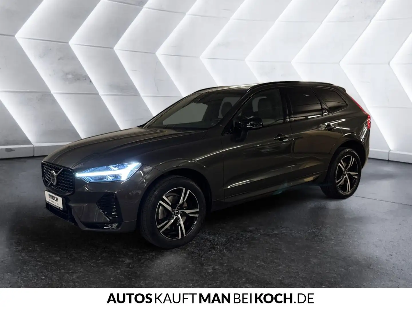 Volvo XC60 B4 D R-Design PANO FSHz SHz LHz H&K MEMORY! Grau - 2