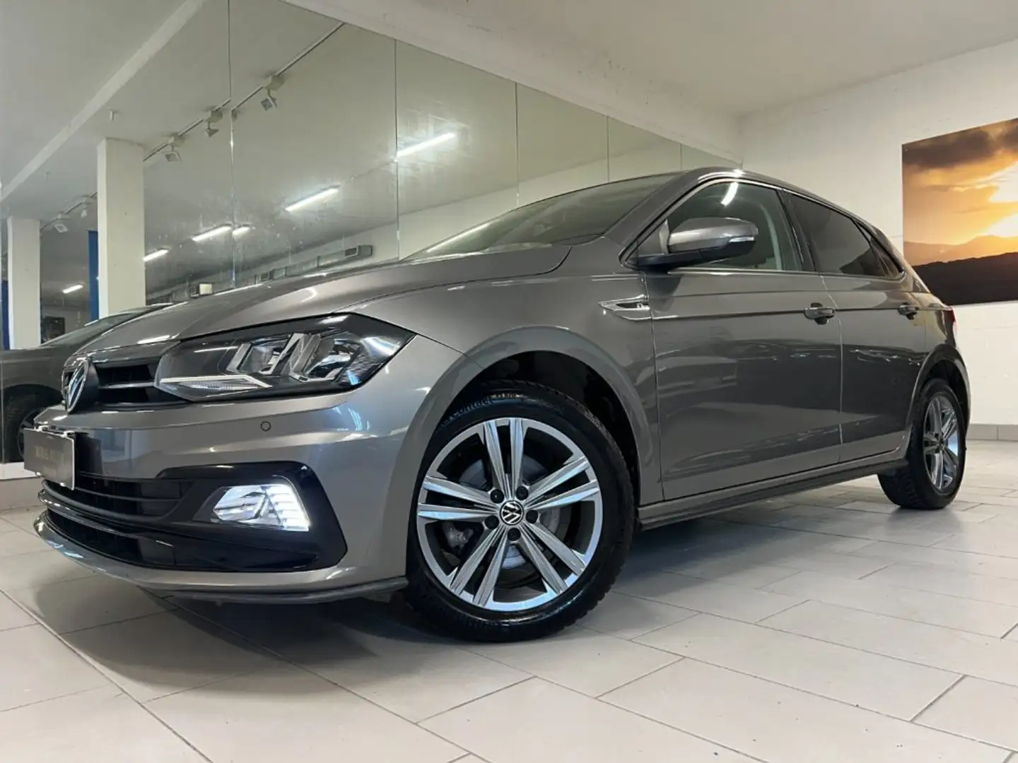 Volkswagen Polo 1.5 TSI DSG 5p. Sport BMT / R-LINE / 150 CV !!! Grigio - 1