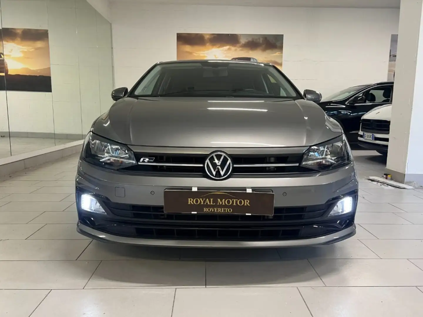 Volkswagen Polo 1.5 TSI DSG 5p. Sport BMT / R-LINE / 150 CV !!! Grigio - 2