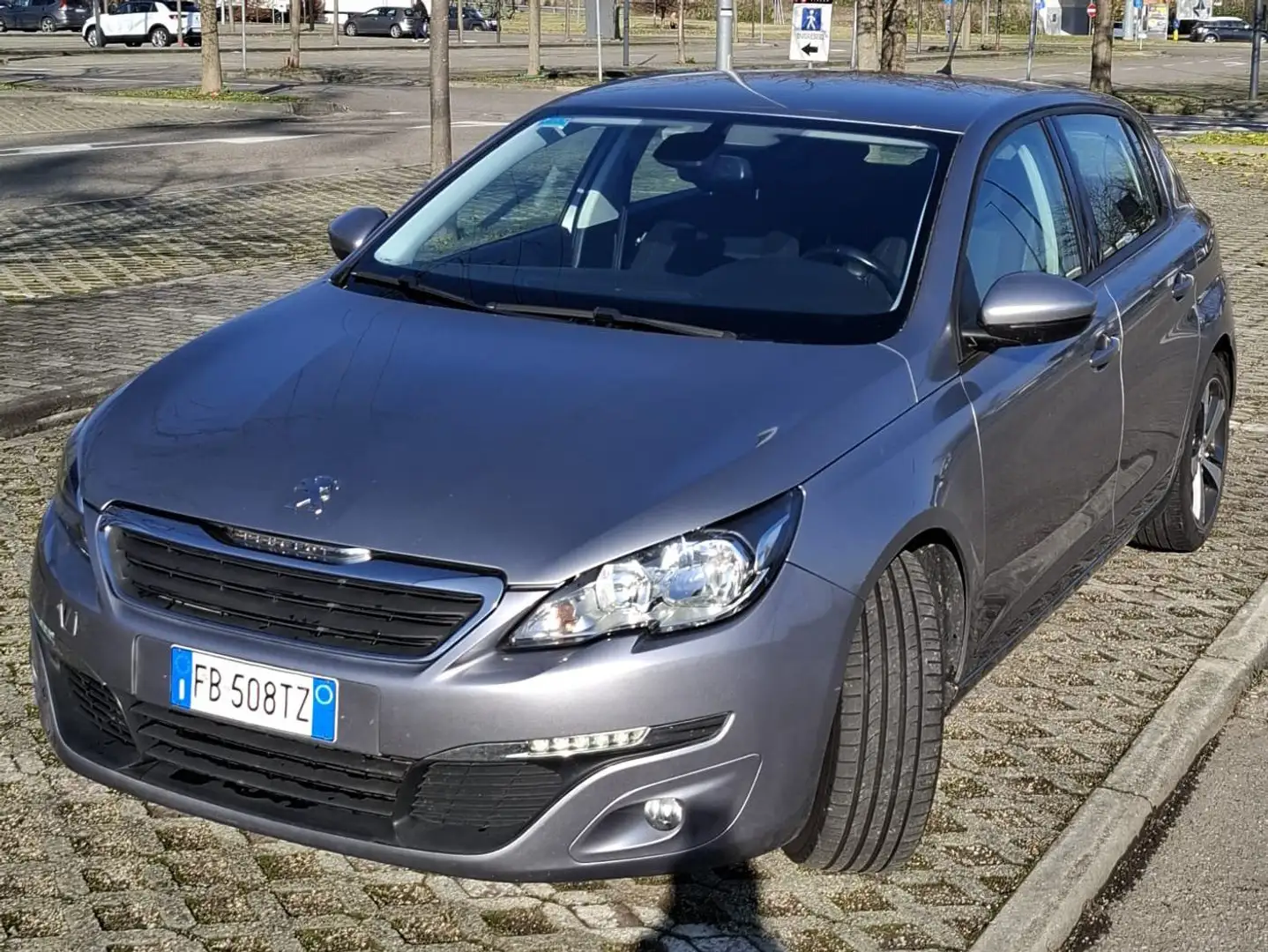 Peugeot 308 308 II 2013 5p 1.6 bluehdi Active s Grigio - 2