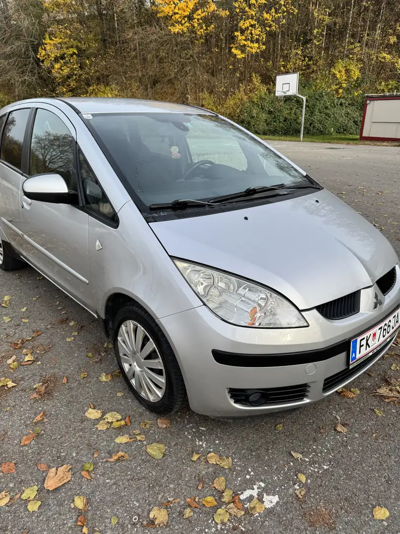 Mitsubishi Colt 1.1 - 2