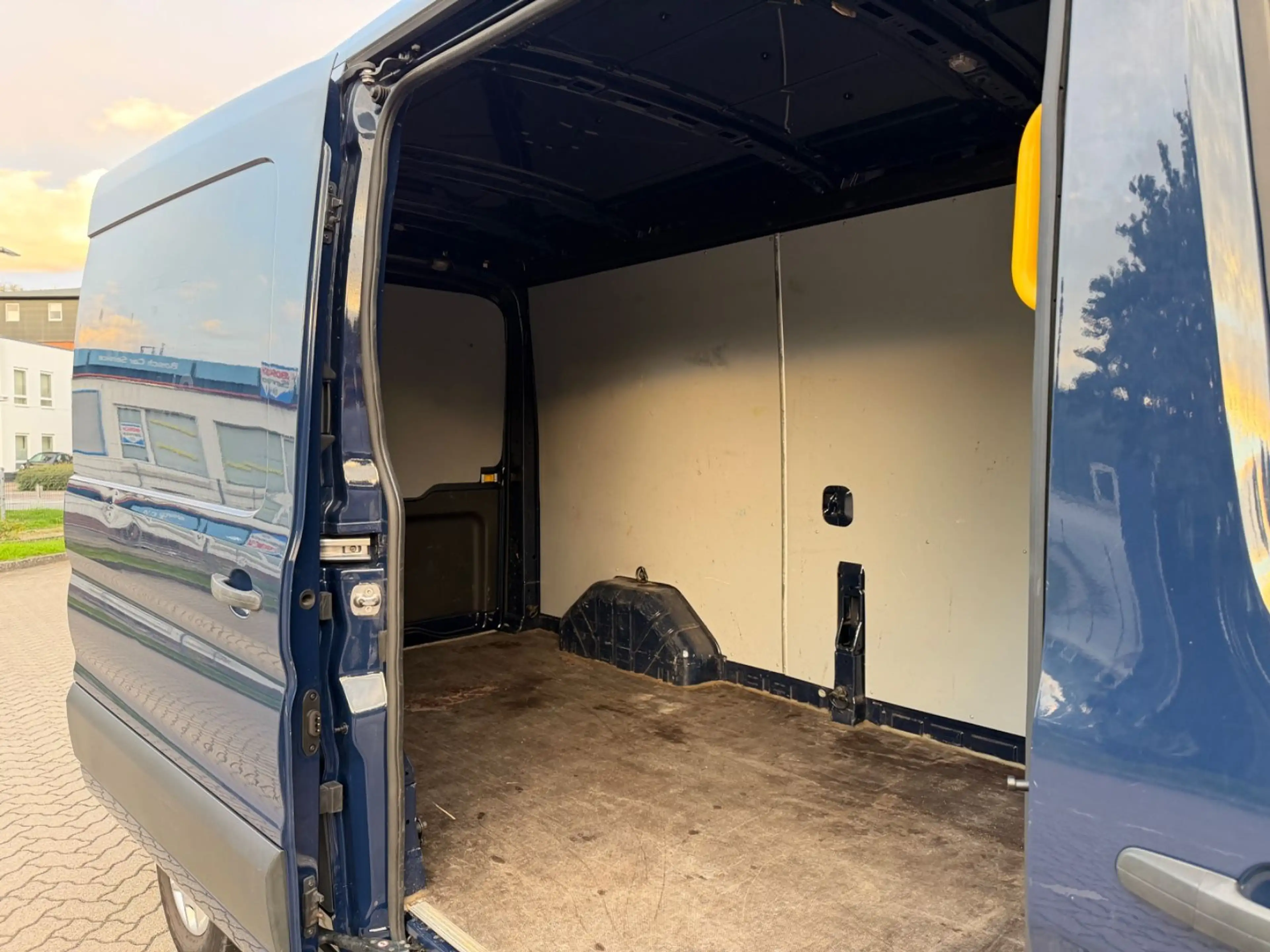 Ford Transit 2,0 TDCi 350 L3H2 170PS Automatik Standh — photo 13