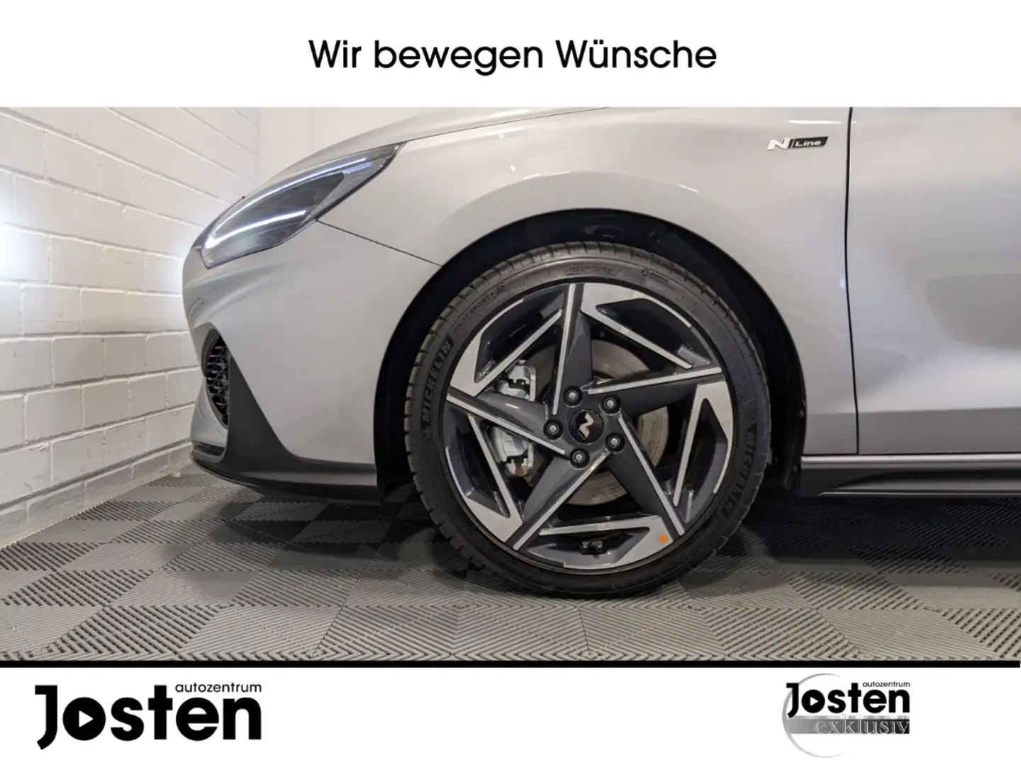 Hyundai i30 N-Line 1.5 T-GDI DCT Navi Bi-LED RFK NSCC Zilver - 2