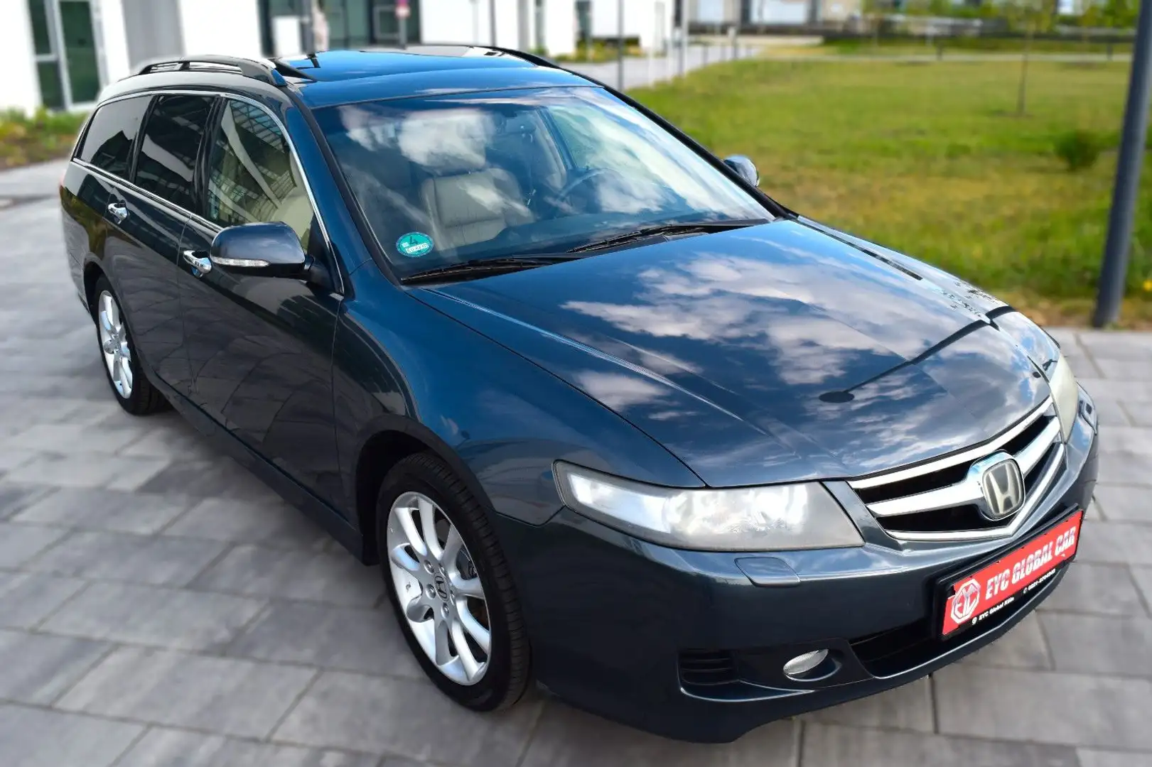 Honda Accord Tourer 2.4 Executive,Navi,Leder,SD,190 PS - 1
