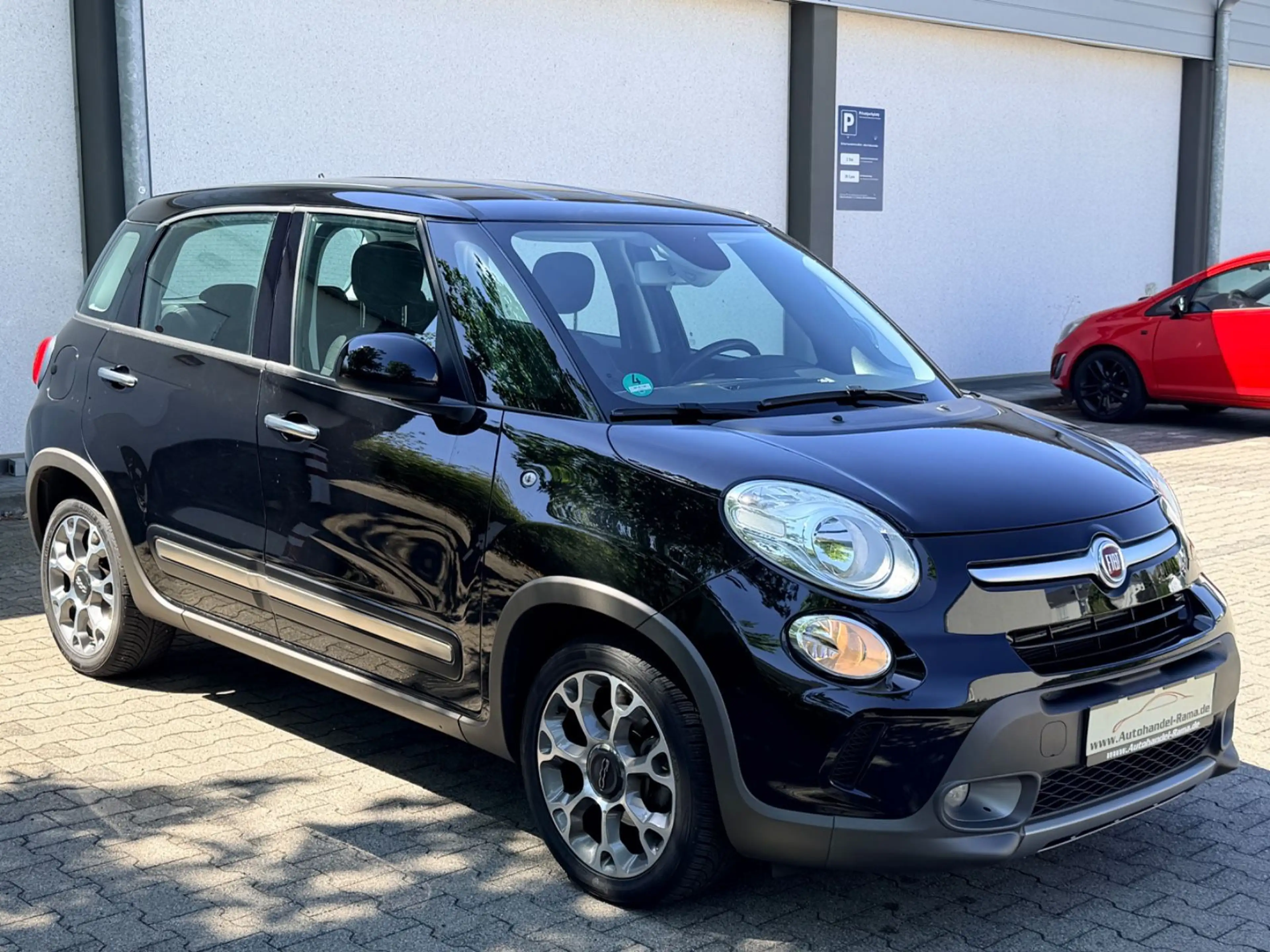 Fiat 500L Trekking Navi PDC Alus 2.Hand Scheckheft — photo 5