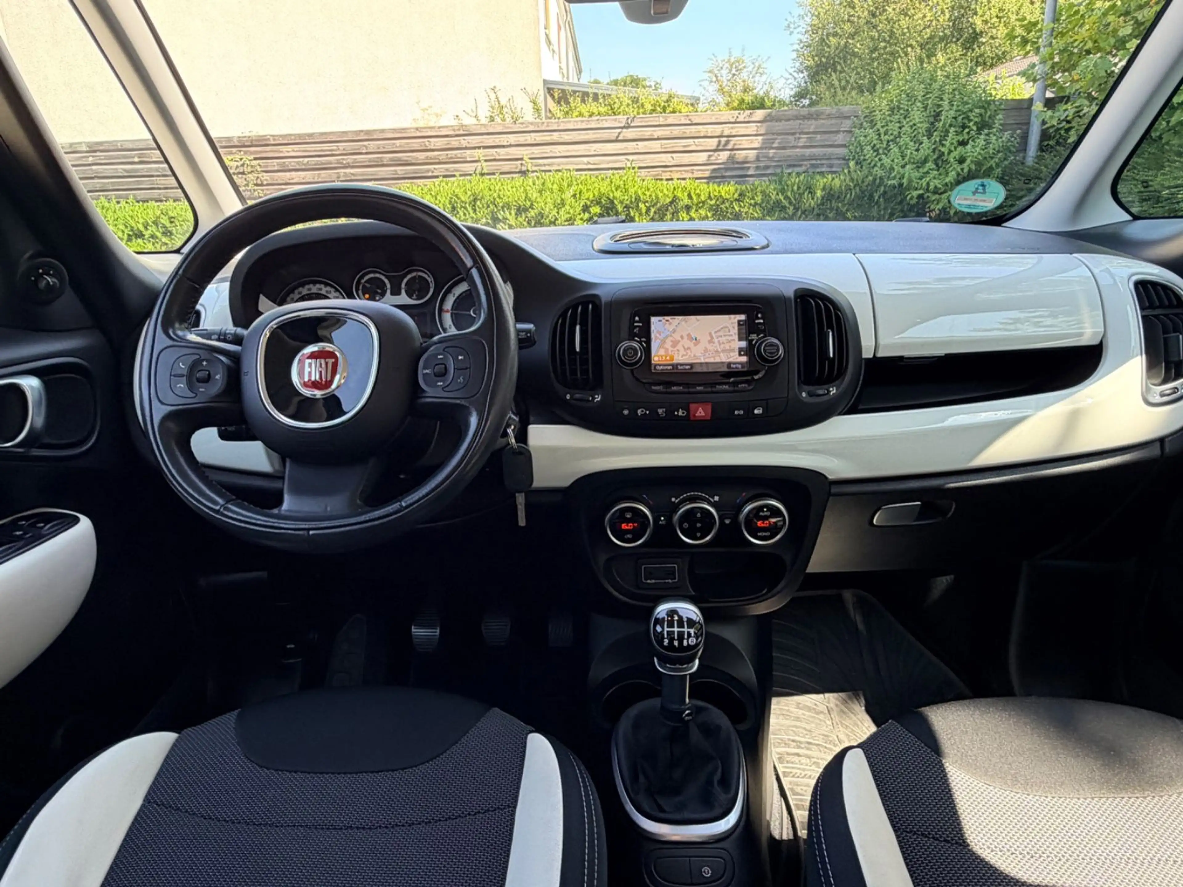 Fiat 500L Trekking Navi PDC Alus 2.Hand Scheckheft — photo 14