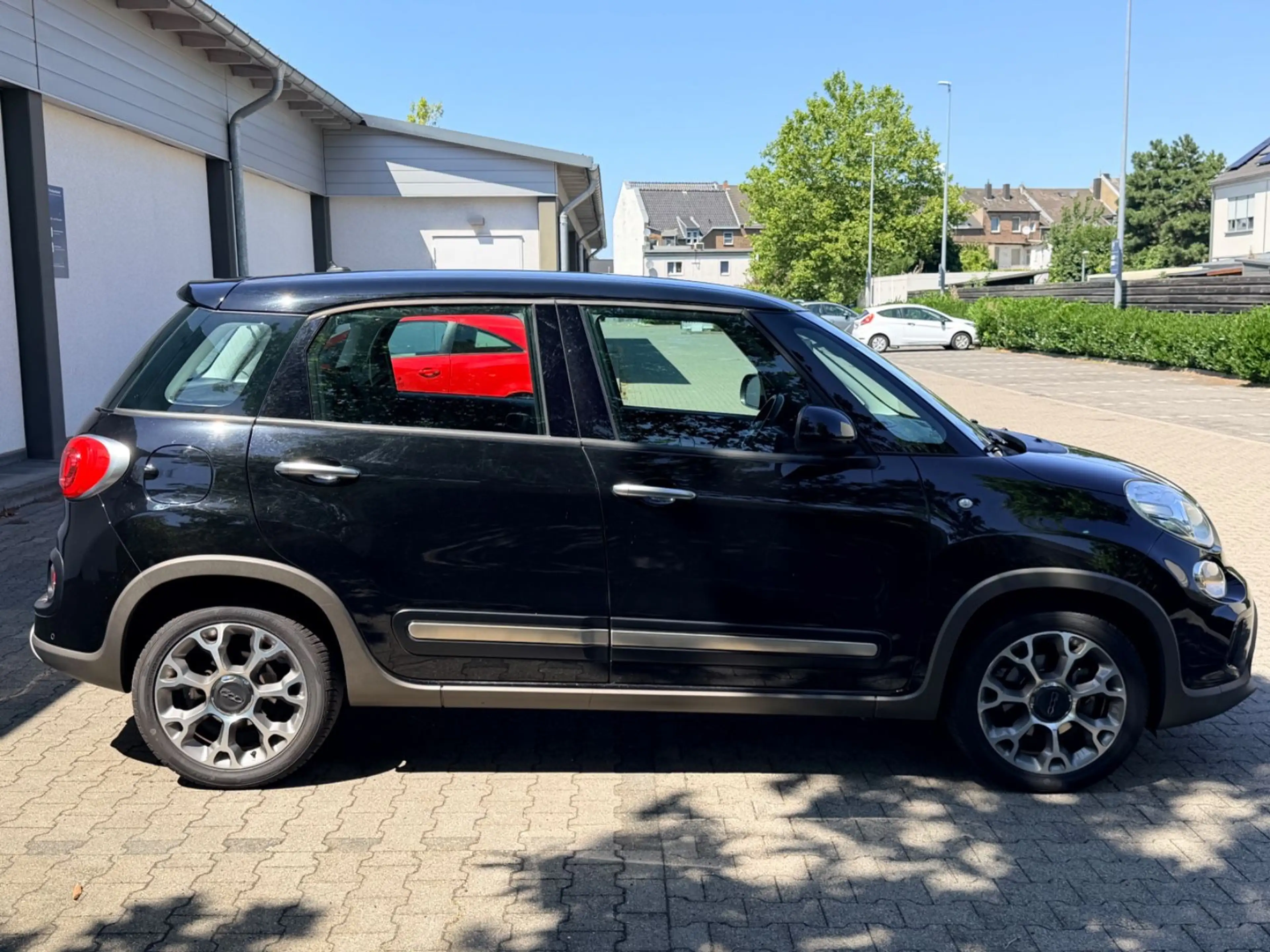 Fiat 500L Trekking Navi PDC Alus 2.Hand Scheckheft — photo 4