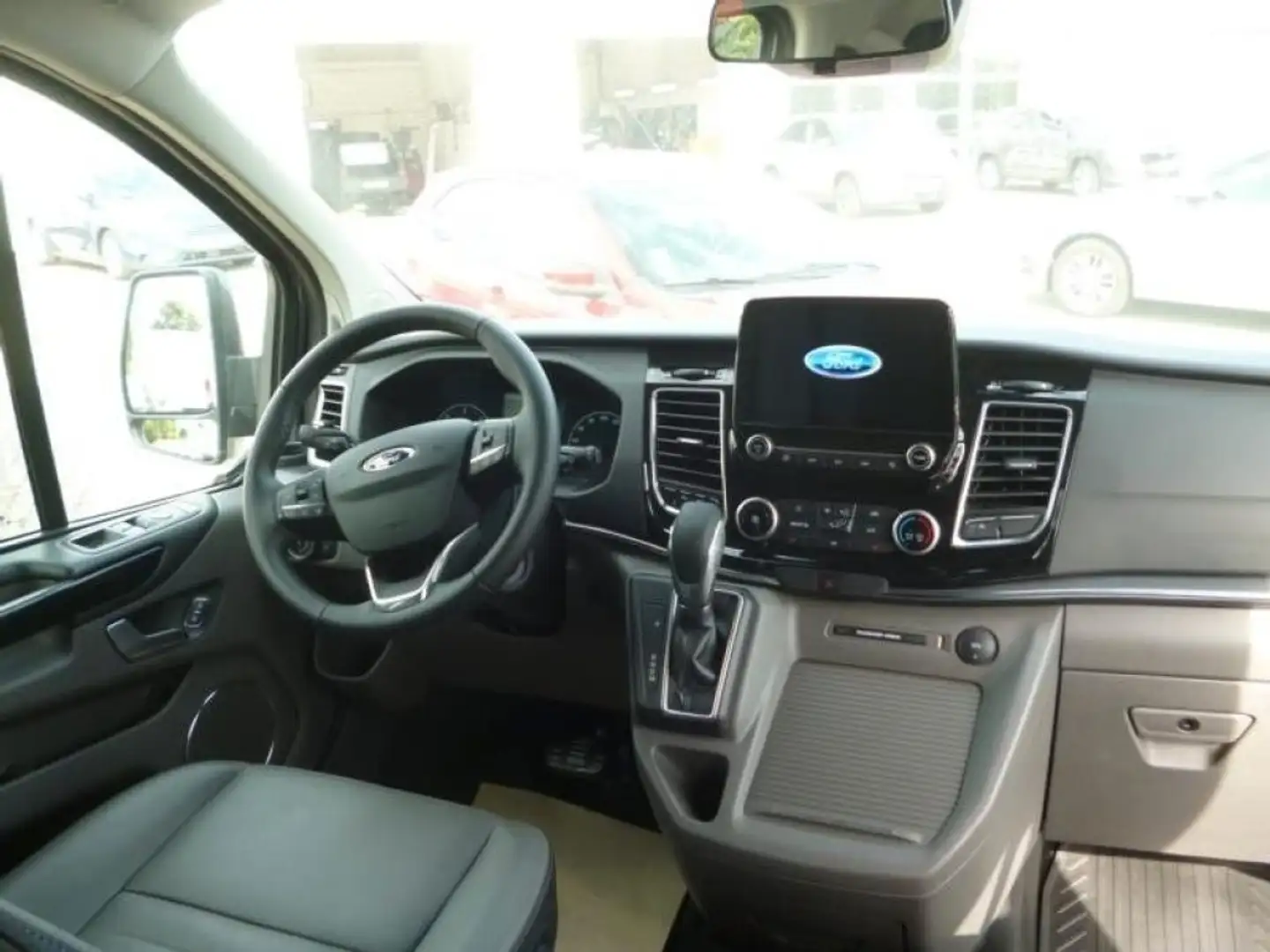 Ford Tourneo Custom 320 2.0 EcoBlue 185CV aut. Titanium X L2 Marrone - 1