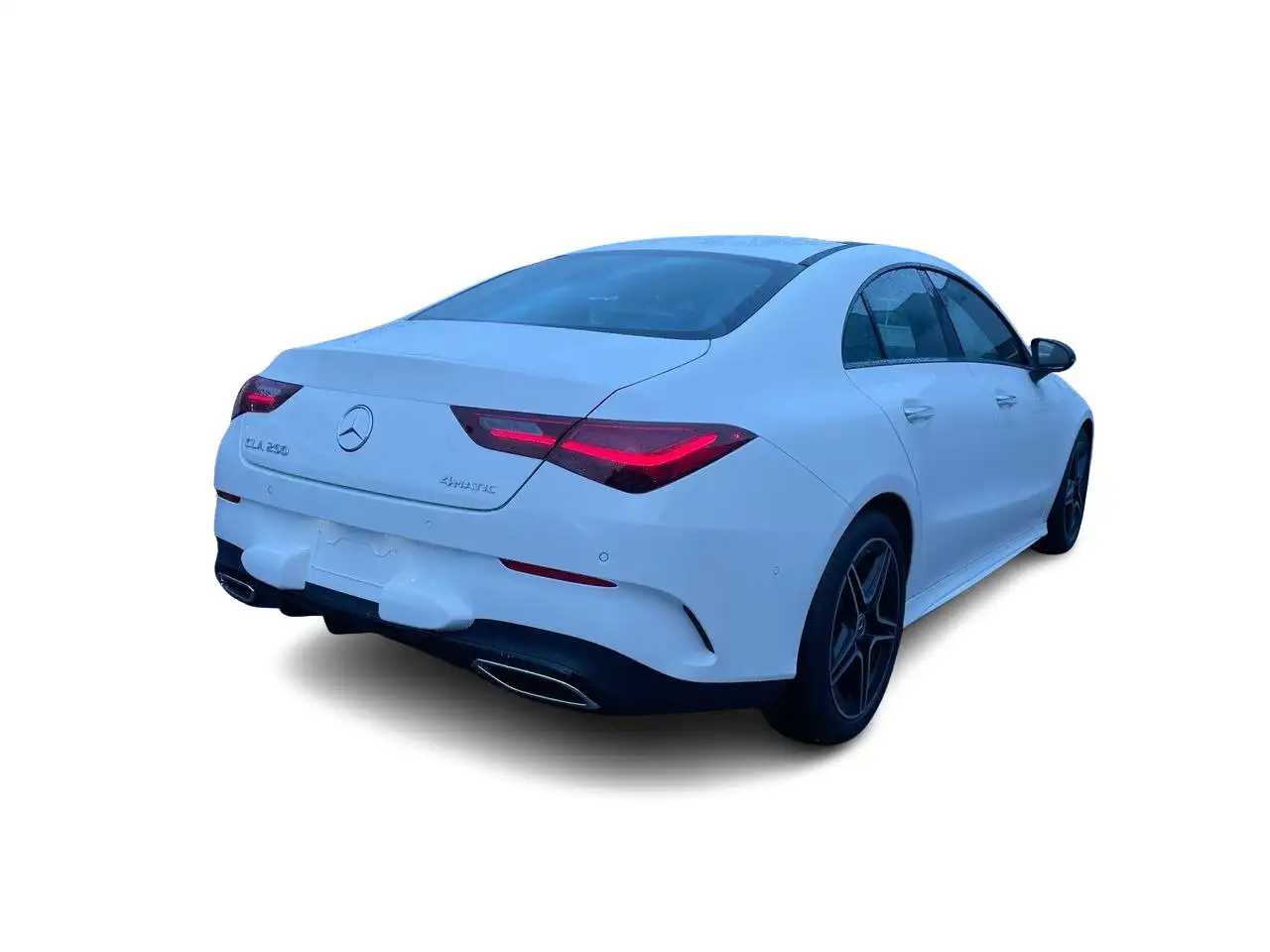 Mercedes-Benz CLA снимка Mercedes-Benz CLA