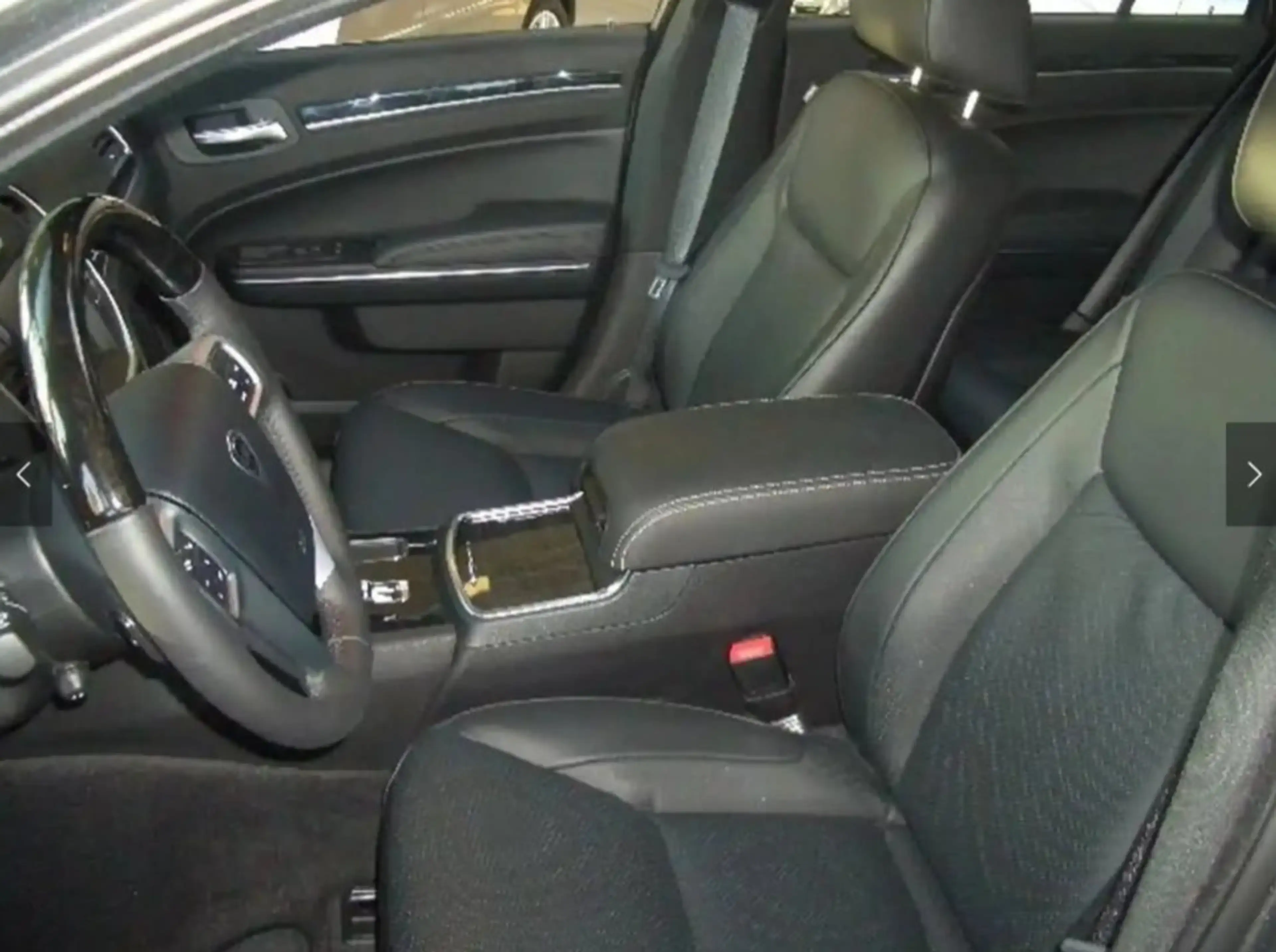 Lancia Thema Platinum 3.0 V6 Multijet *Navi*Leder*Pano* Voll* — photo 5
