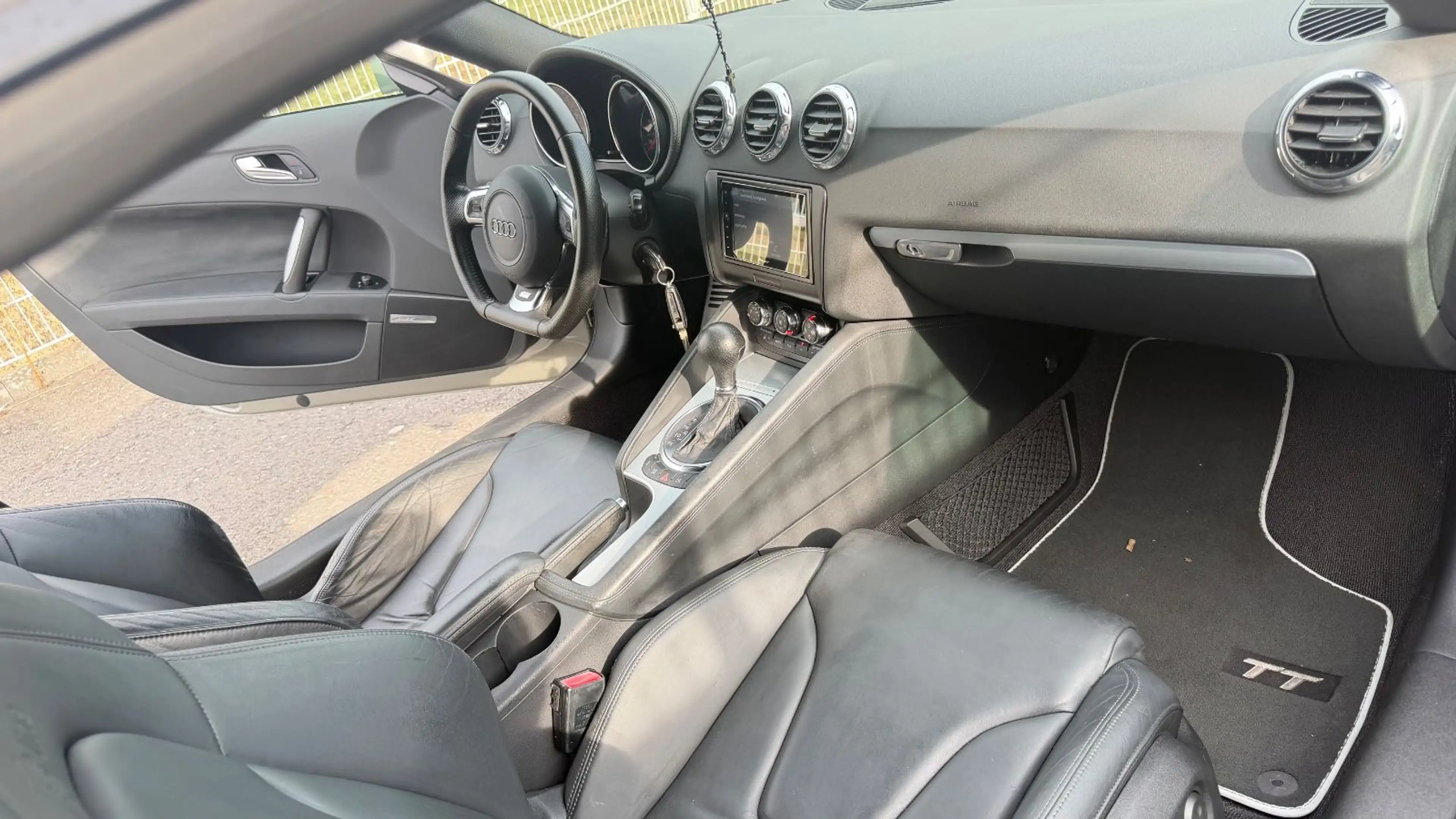 Audi TT 2.0 TFSI Coupe S-Line Automatik/Leder/BOSE — photo 8