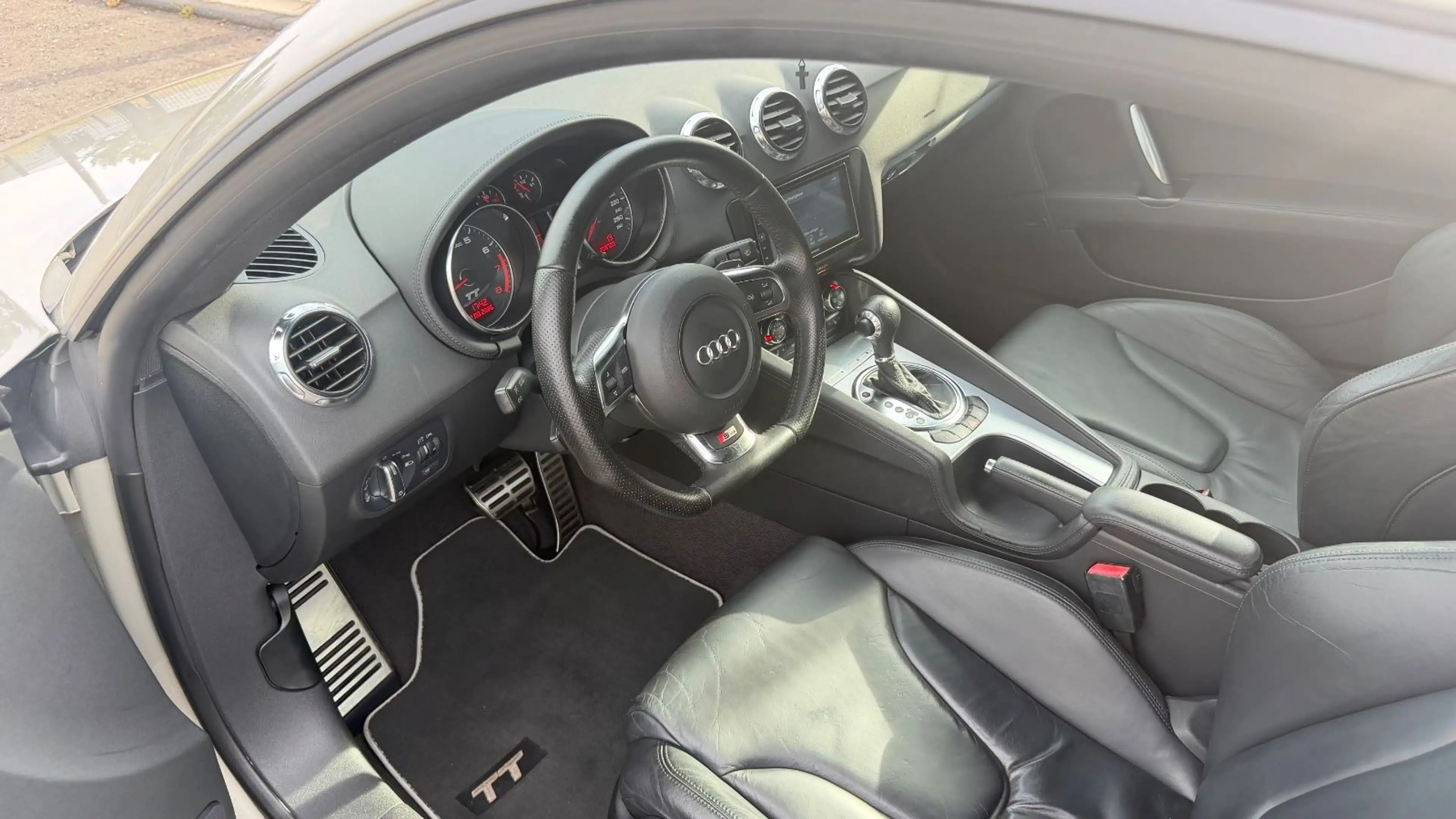 Audi TT 2.0 TFSI Coupe S-Line Automatik/Leder/BOSE — photo 6