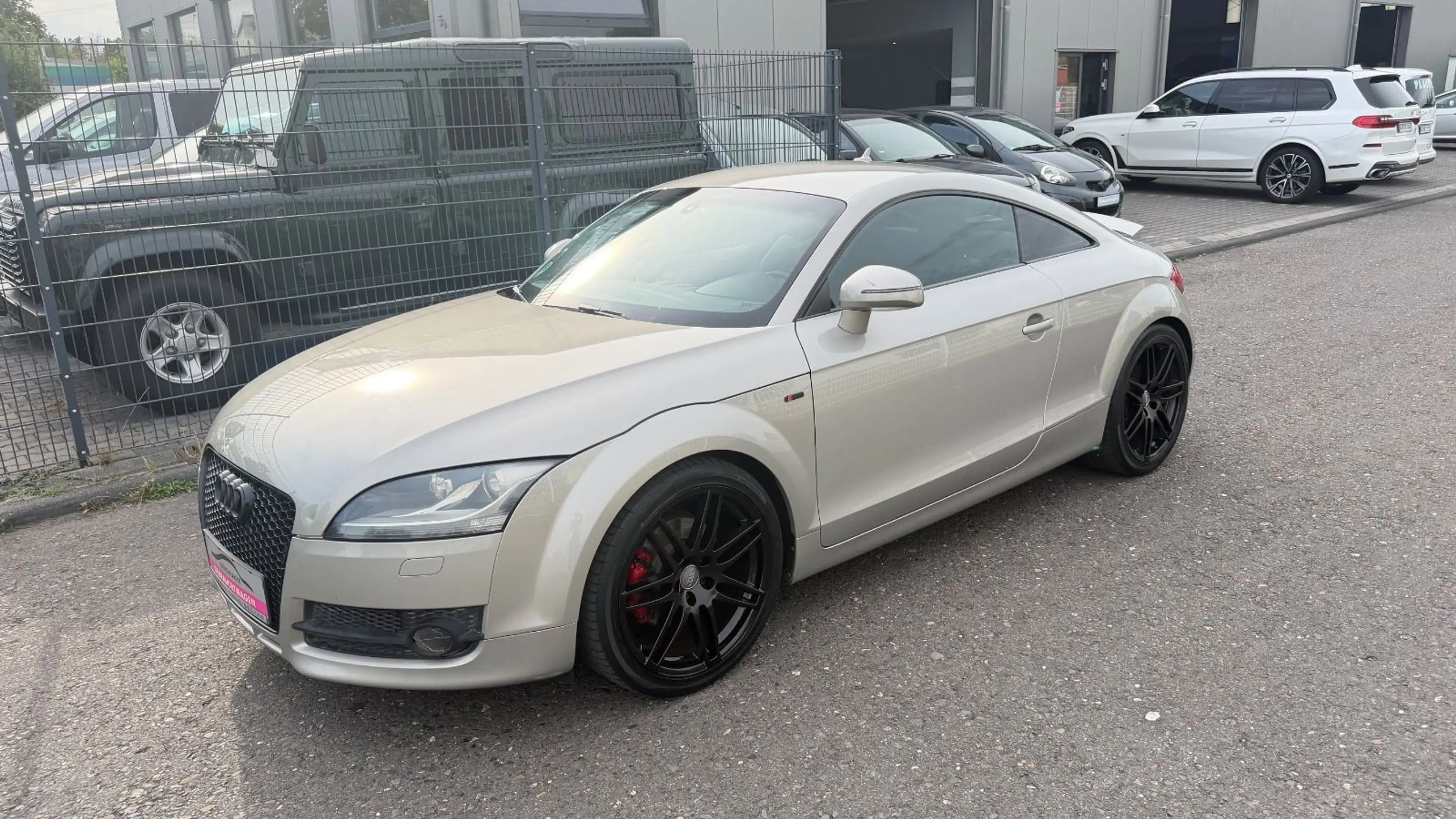 Audi TT 2.0 TFSI Coupe S-Line Automatik/Leder/BOSE