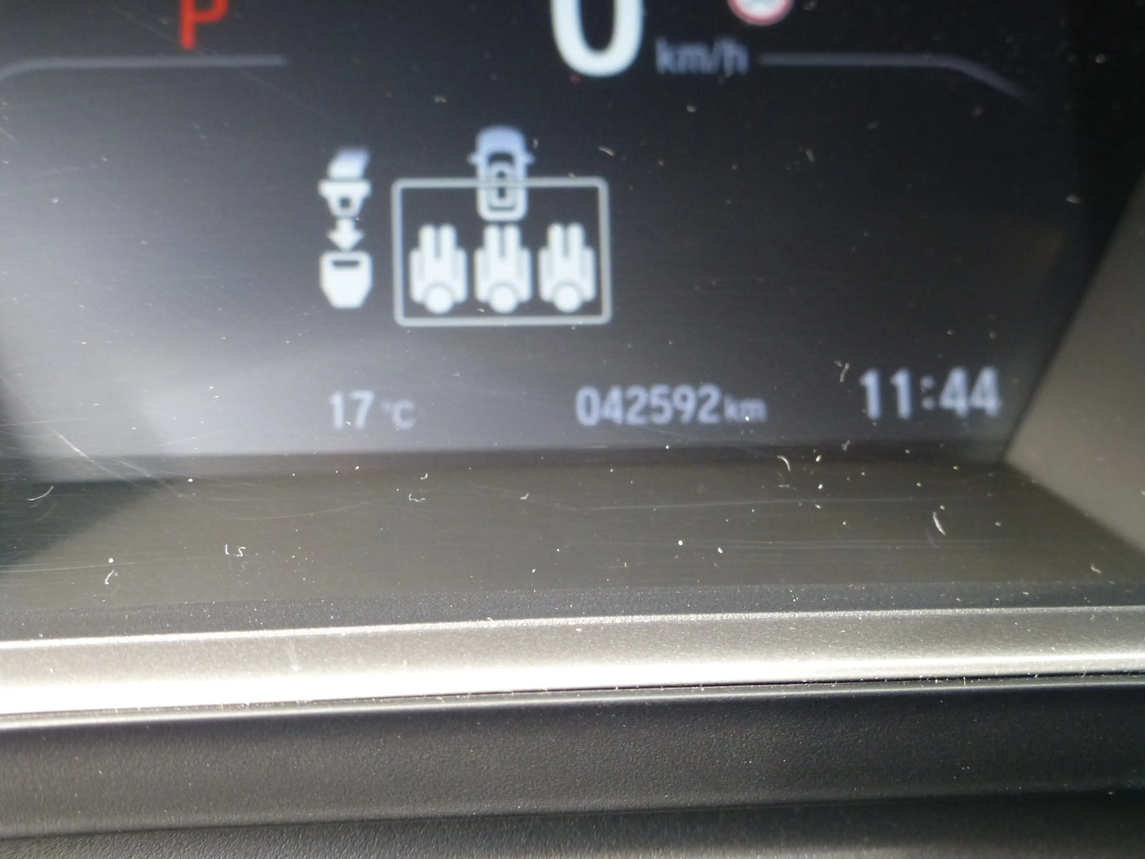 Honda CR-V 2,0 i-MMD HYBRID 4WD Elegance — photo 9