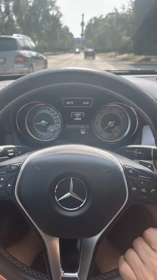 Mercedes-Benz GLA 220 CDI 4MATIC Aut. - 2