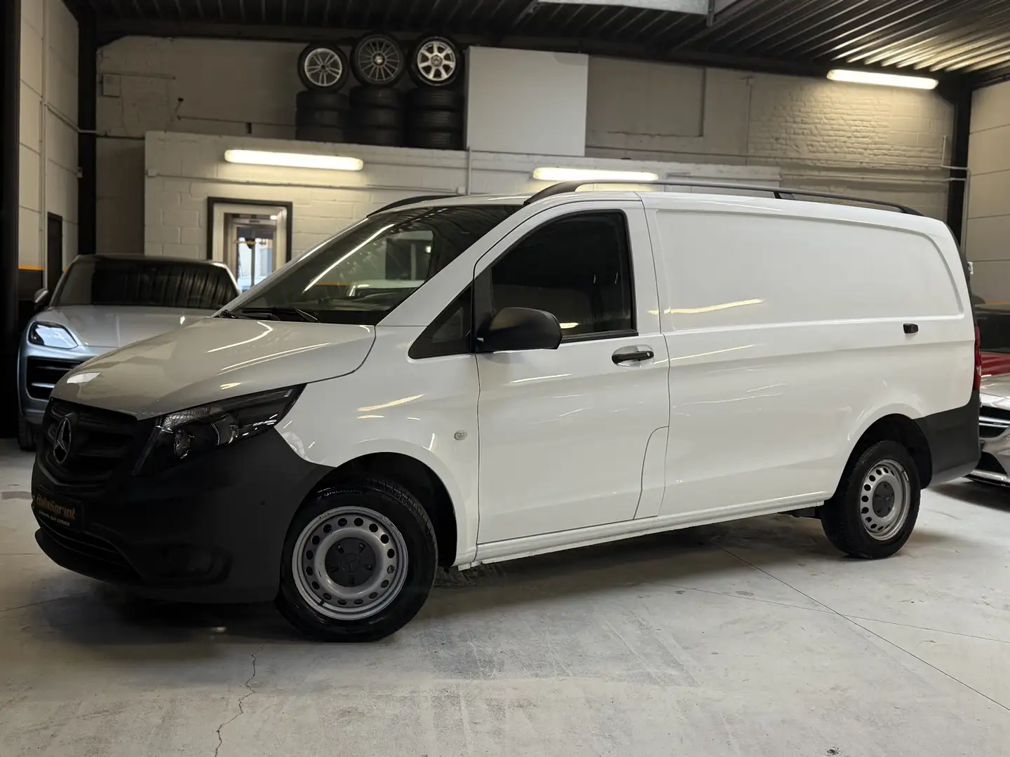 Mercedes-Benz Vito 110 CDI LONG CHASSIS TVA 21% AIRCO 3 PLACES Blanc - 1