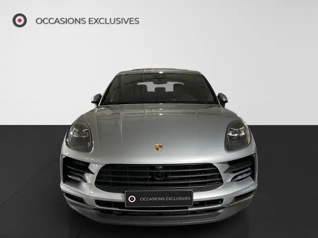 Porsche Macan view 15