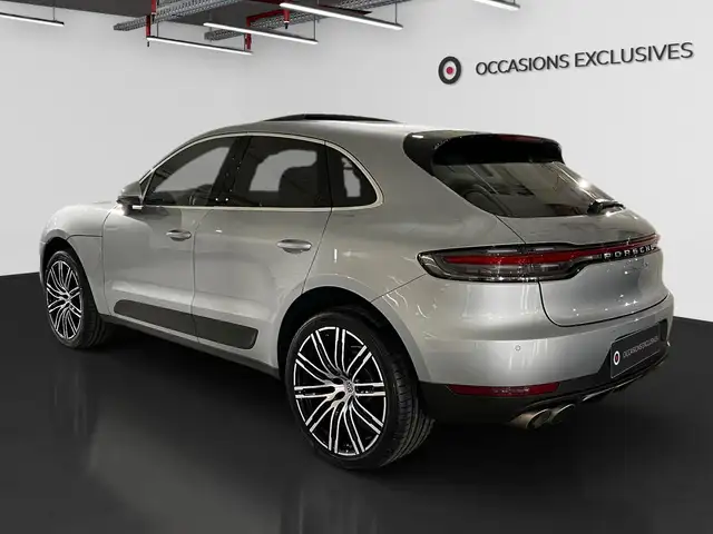Porsche Macan view 14