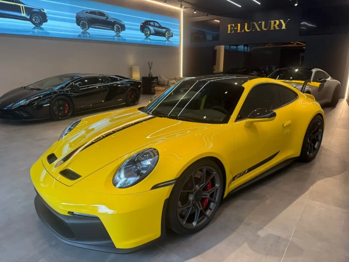 Porsche 992 GT3 - TETTO IN CARBONIO Gelb - 2