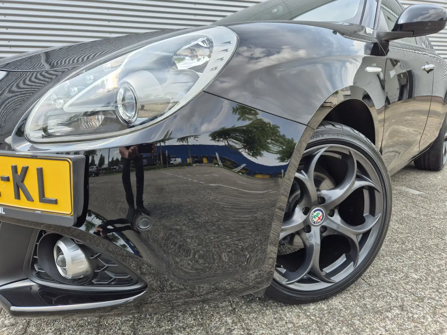 Alfa Romeo Giulietta 1.4 Turbo airco,cruisecontrol,navigatie,parkeersen Noir - 2
