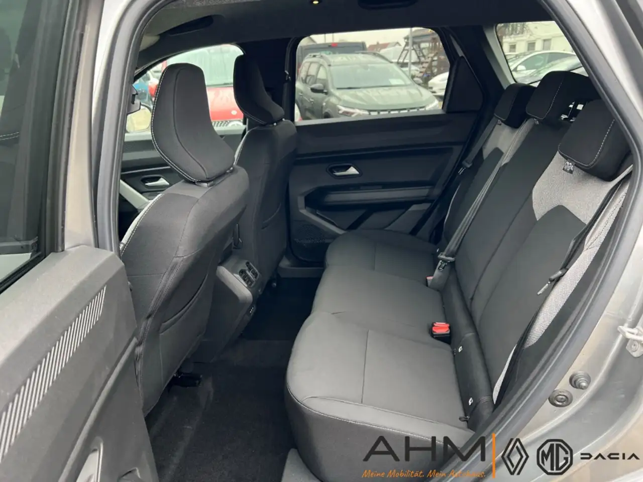 Dacia Bigster Journey TCe 140 Mild-Hybrid 19 Zoll LM City Winter 12