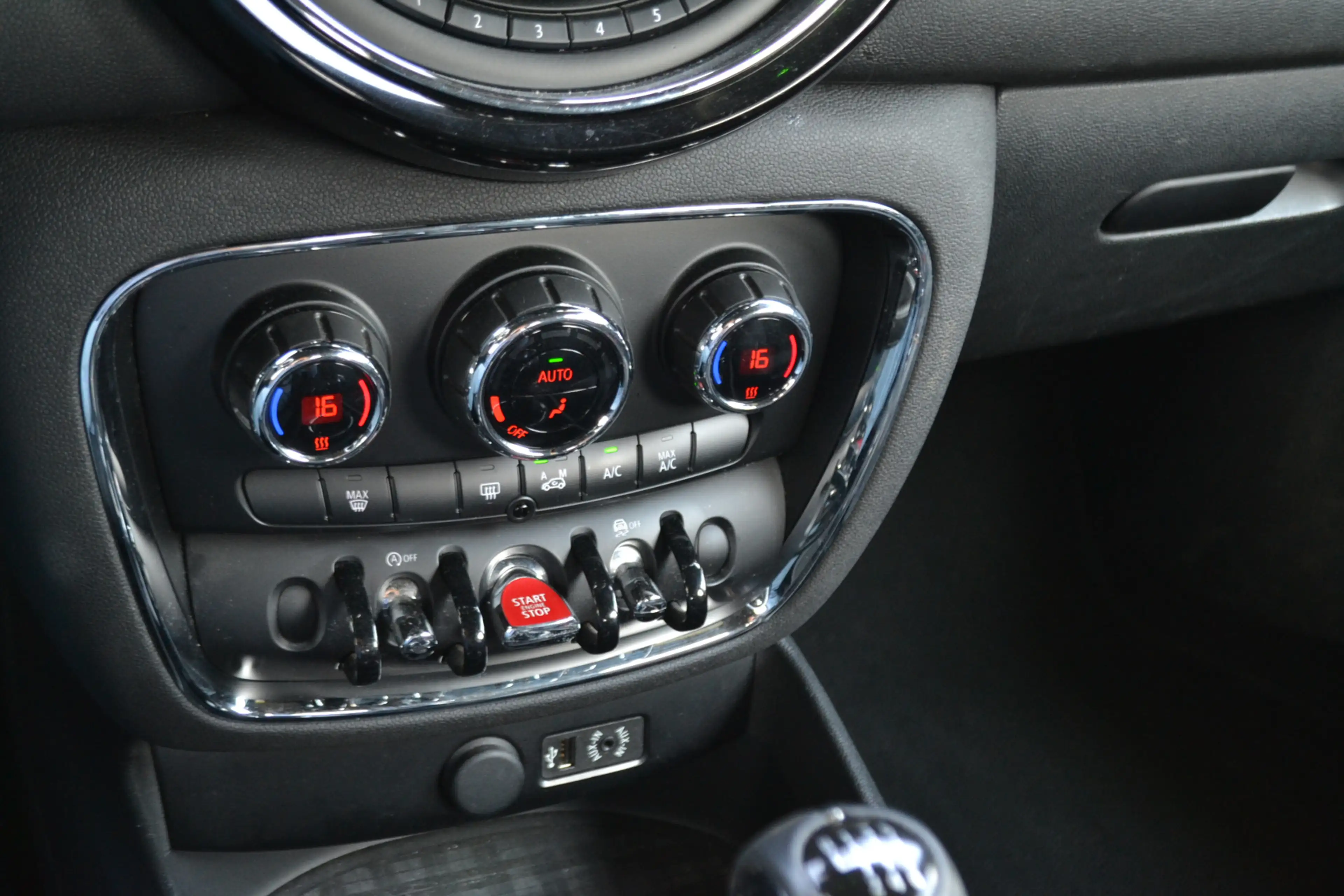MINI Cooper Clubman 1.5 Chili Serious | Led | Sportstoel | Harman Kard — photo 14