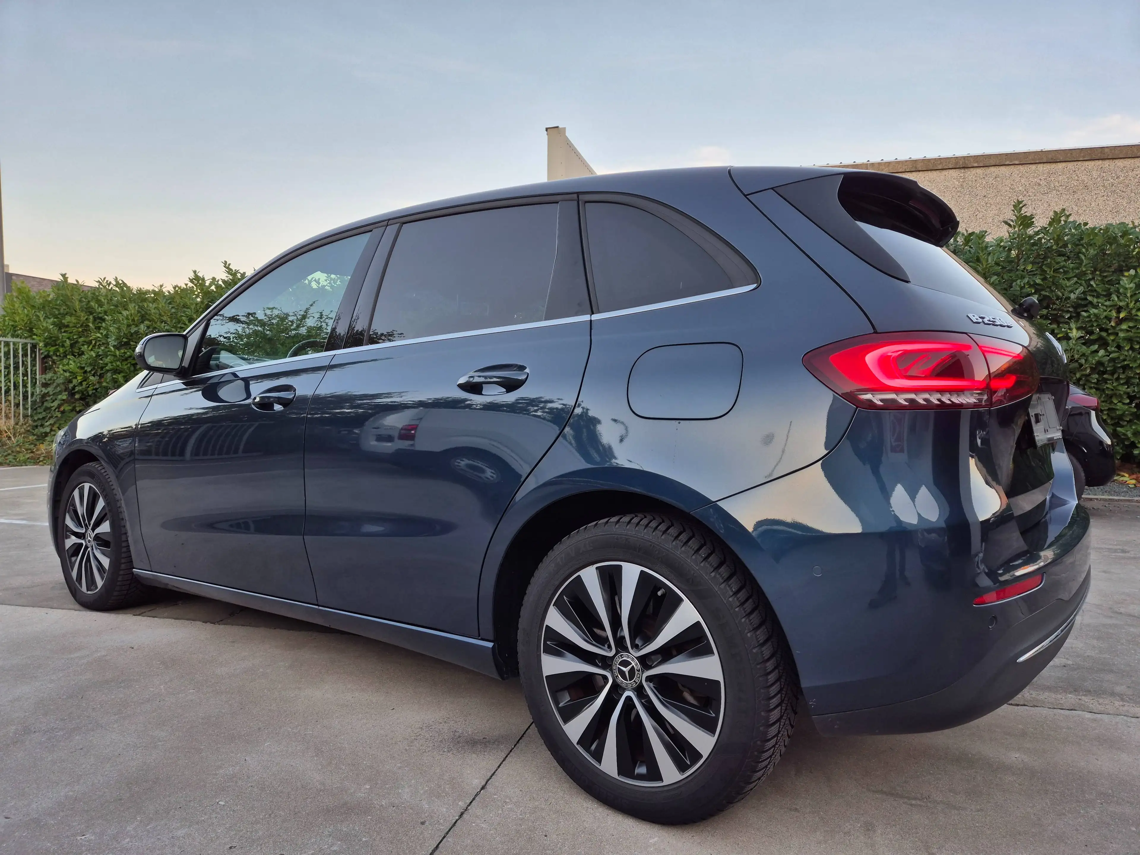 Mercedes-Benz B 250 e PHEV // HYBRID // 79.968 KM !! — photo 7