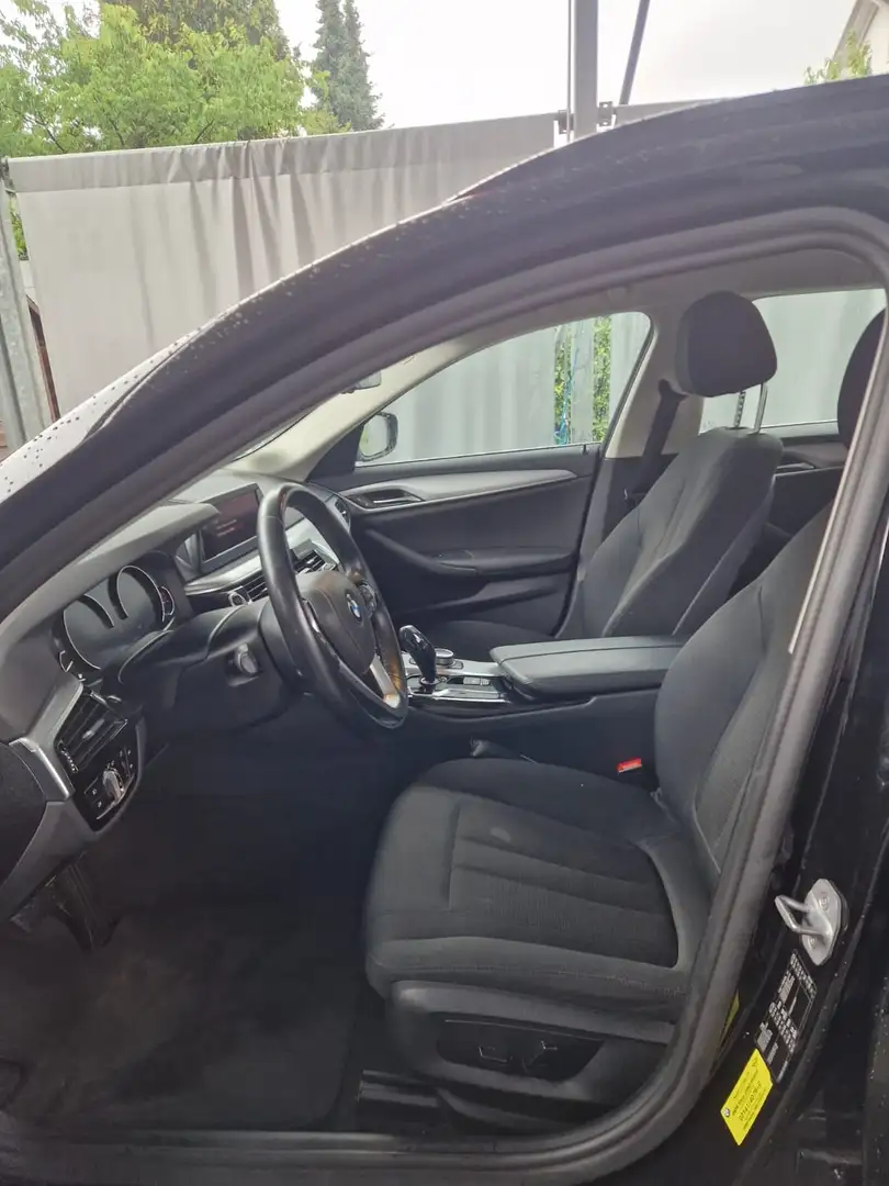 BMW 520 5er Touring Diesel 520d Touring Aut. Schwarz - 2